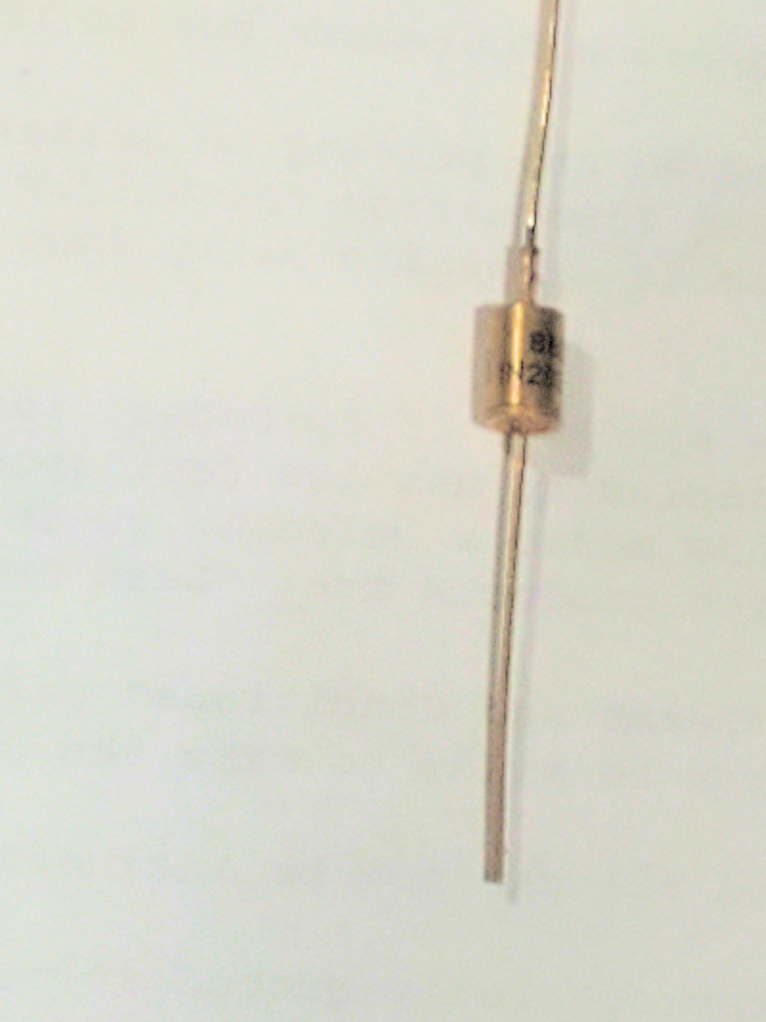 1N2039  21V 750mW Zener Diode  1 pc