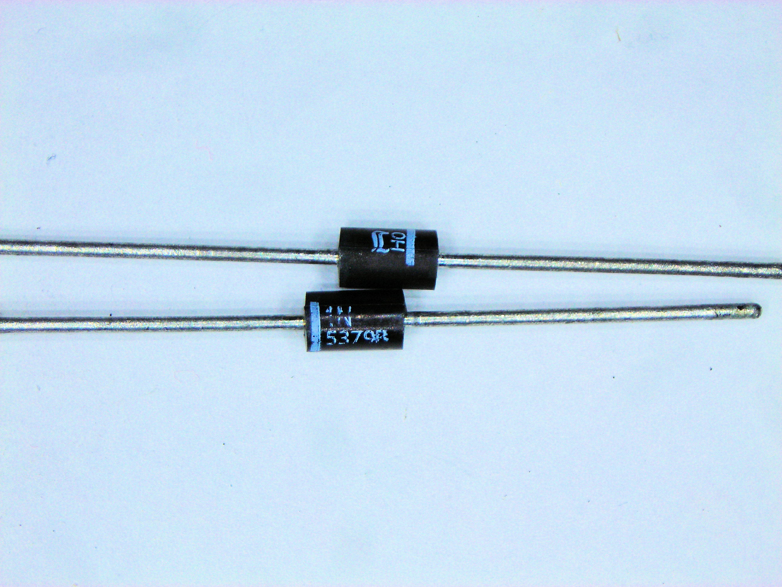 1N5822  40V 3A Schottky Diode