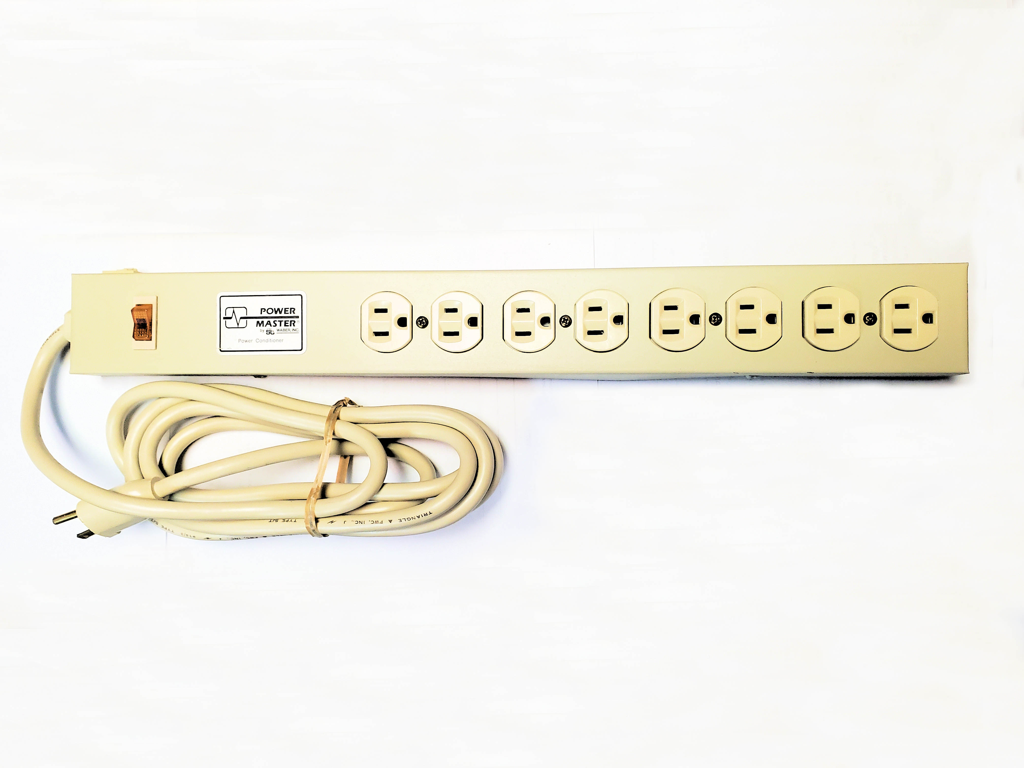 8 Outlet Multiple plug in Strip  2j3-632