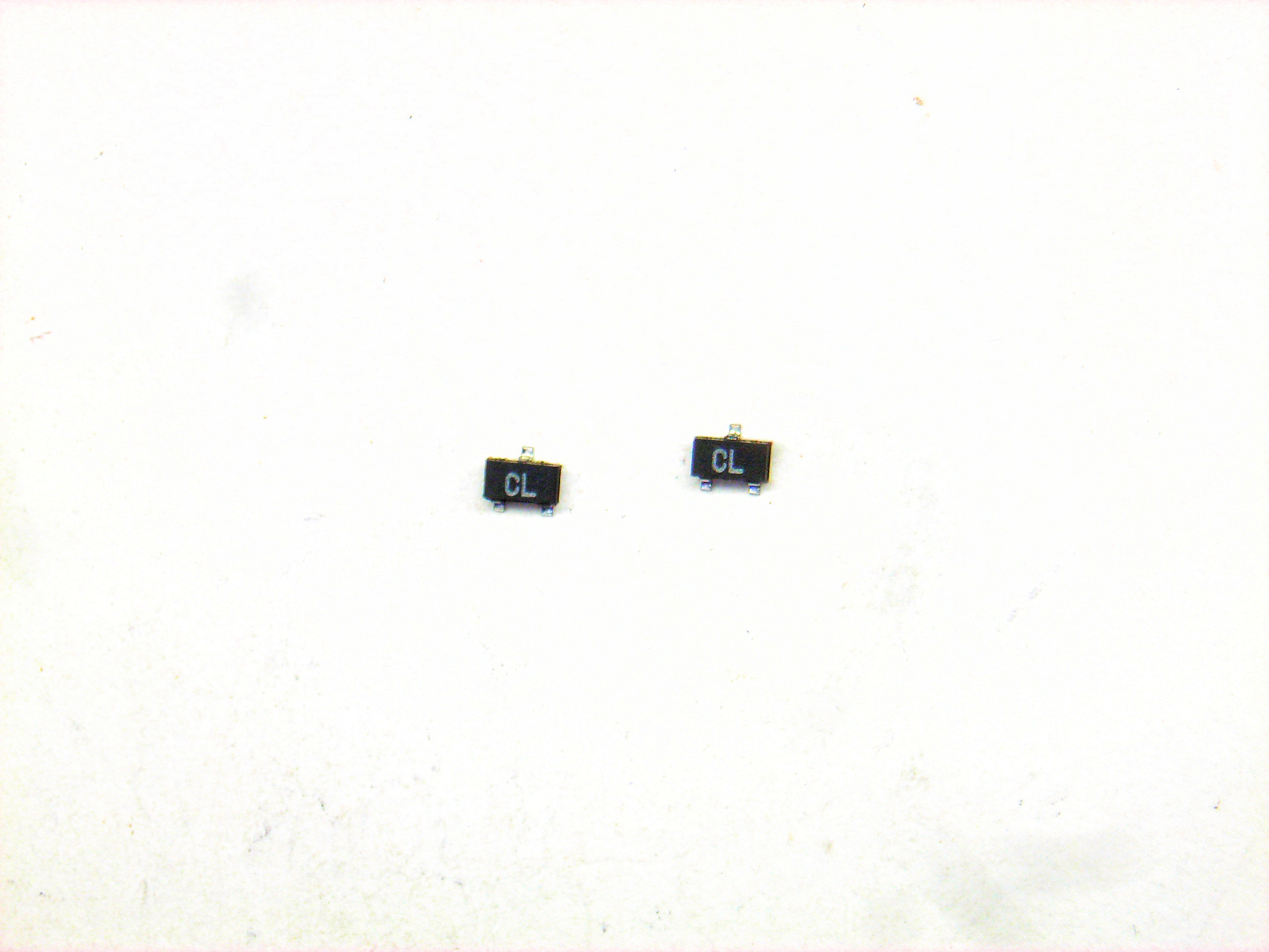 2SA1342 ALT 2SA812     SMD