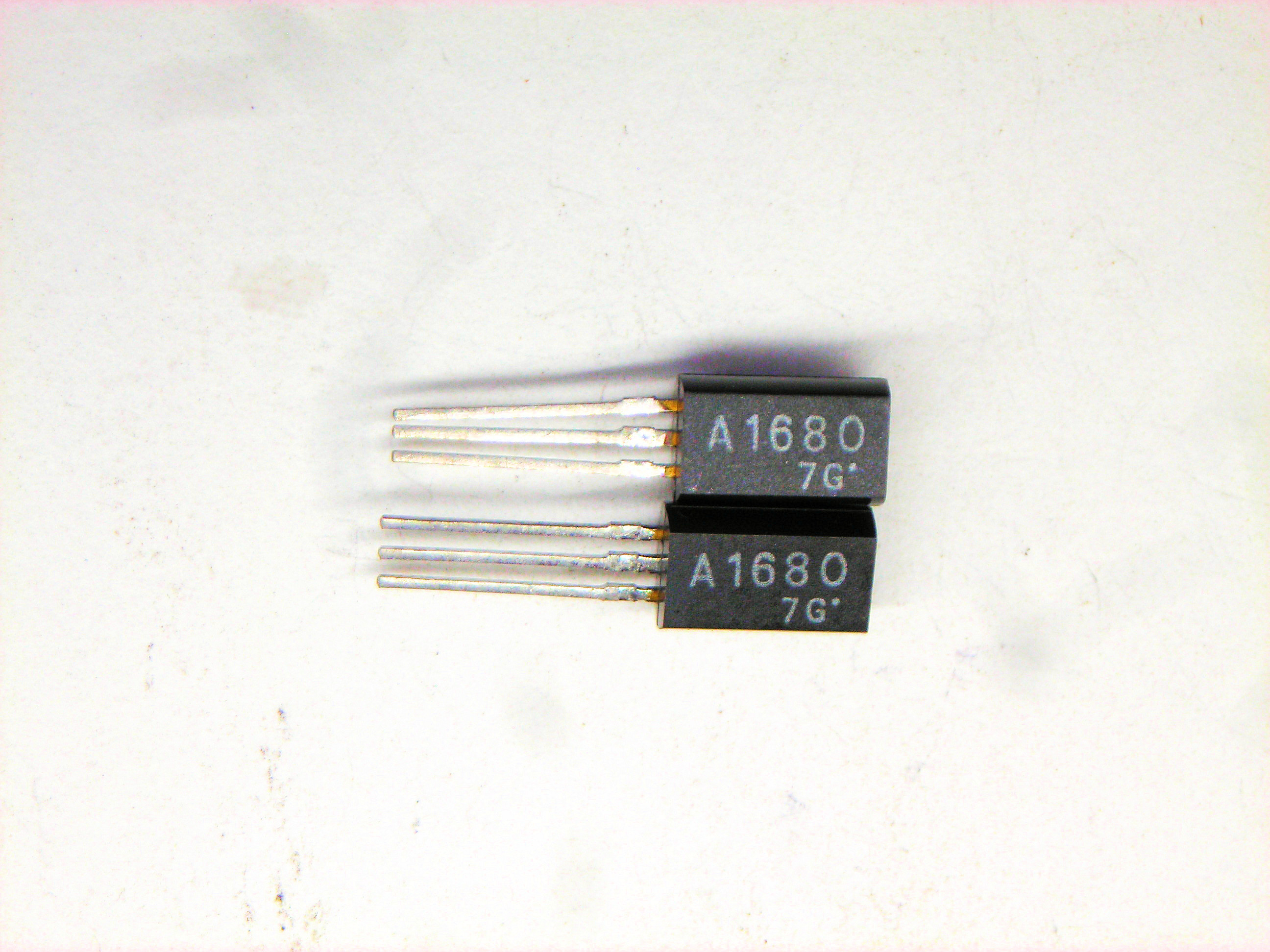 2SA1680 ALT 2SB1357    TO-92L