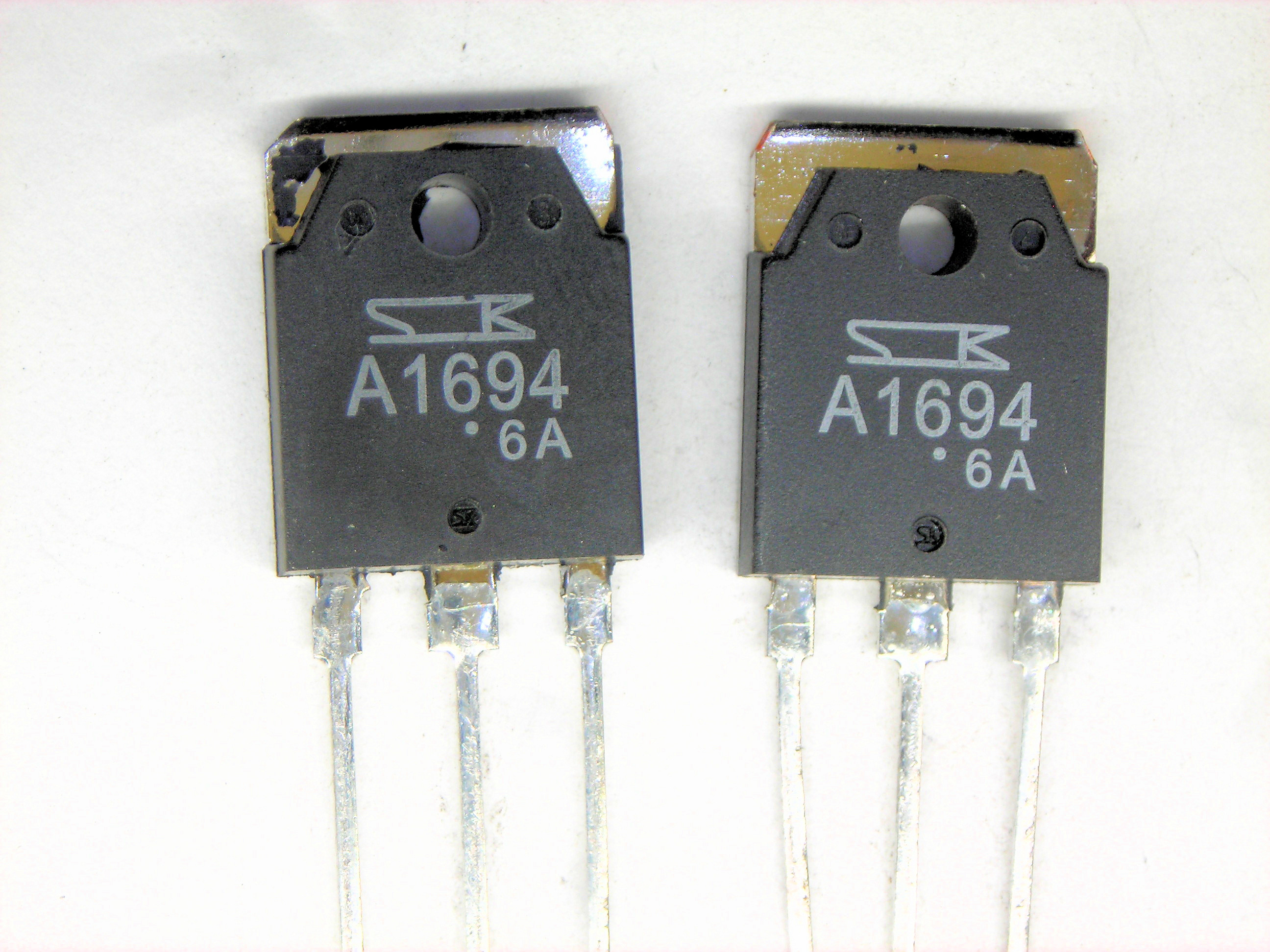 2SA1694 ALT 2SA1104     TO-3P