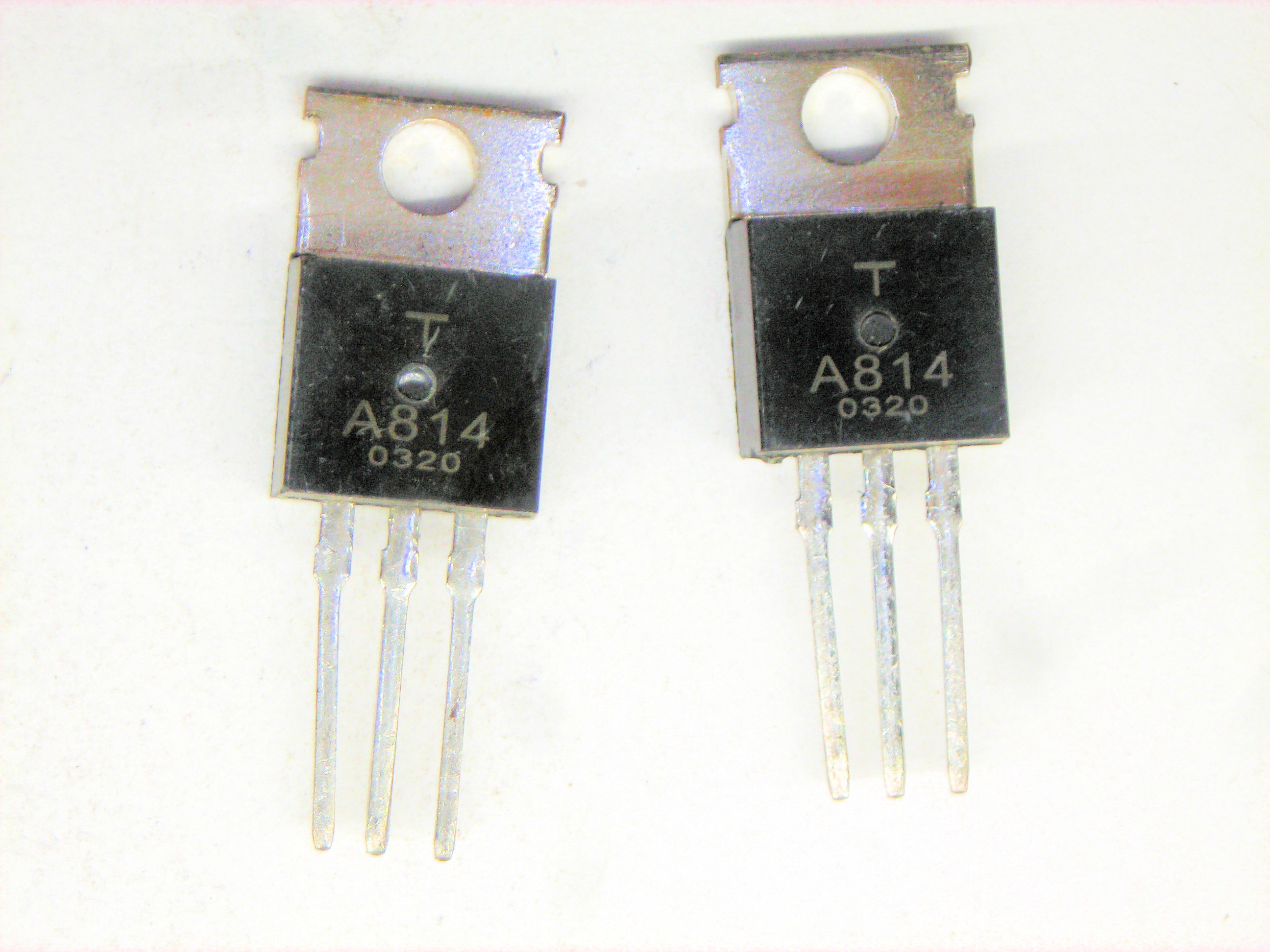 2SA814 ALT 2SB536      TO-220