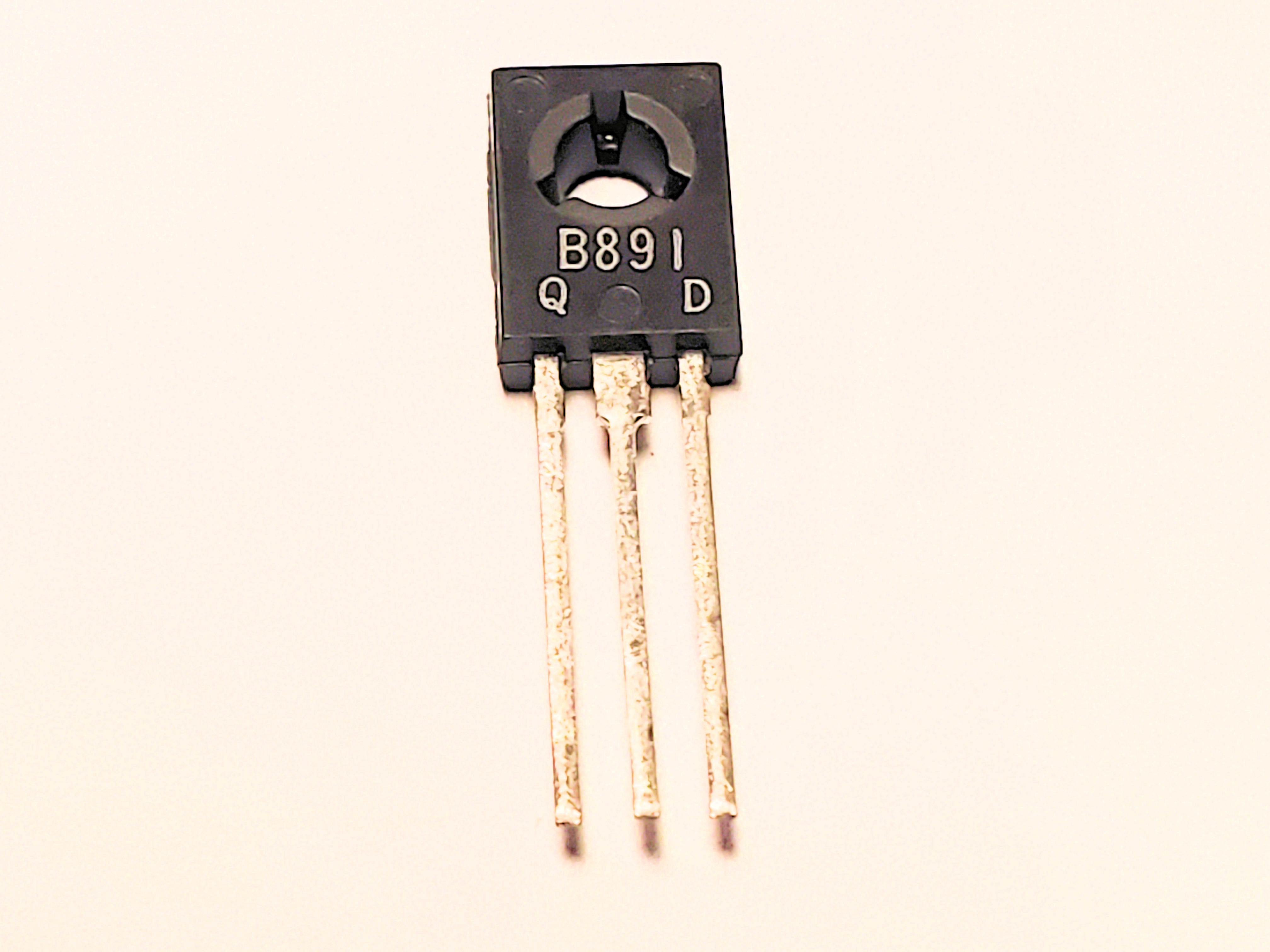 2SB891                 TO-126