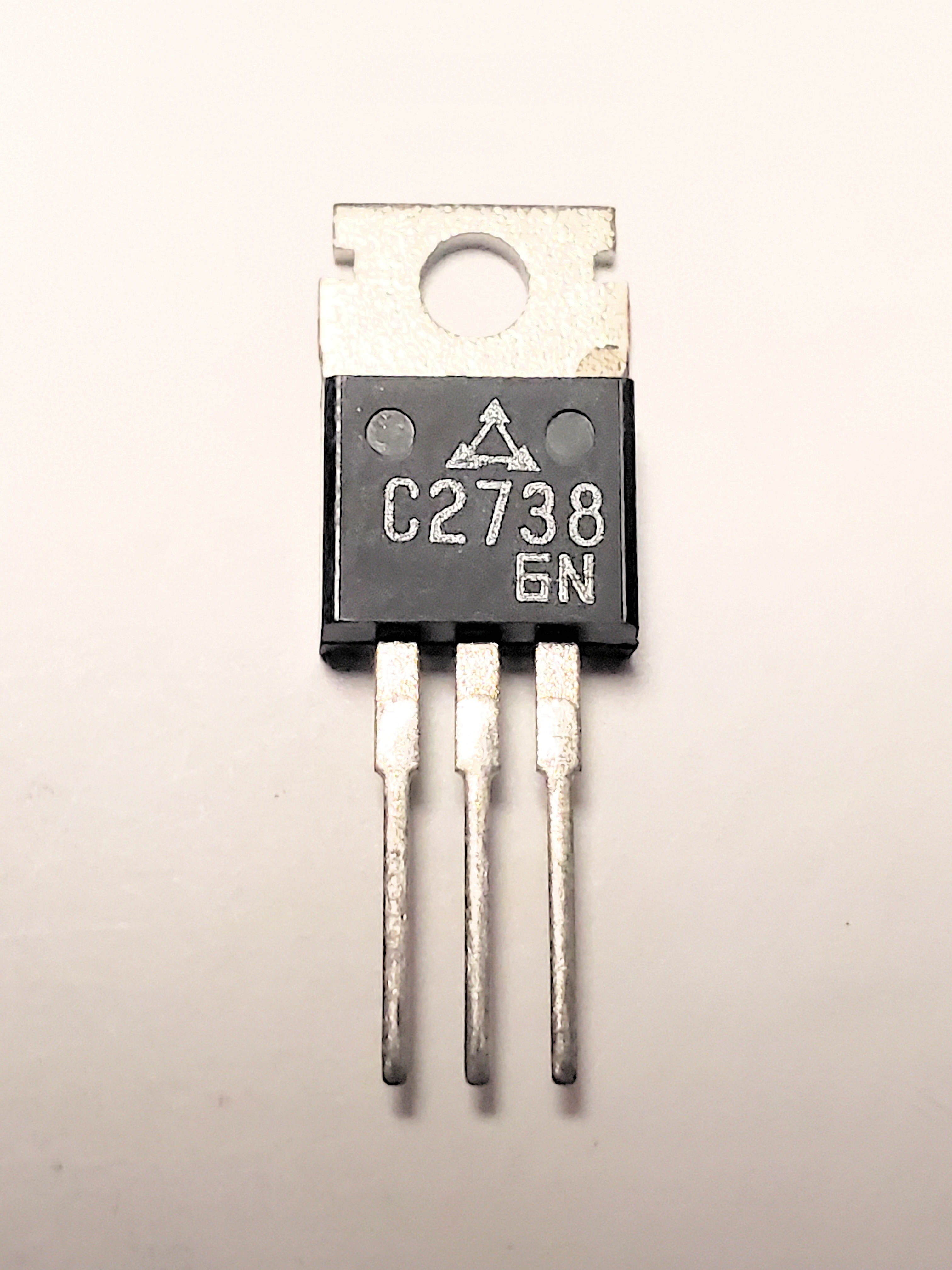 2SC2738 ALT 2SC3038     TO-220