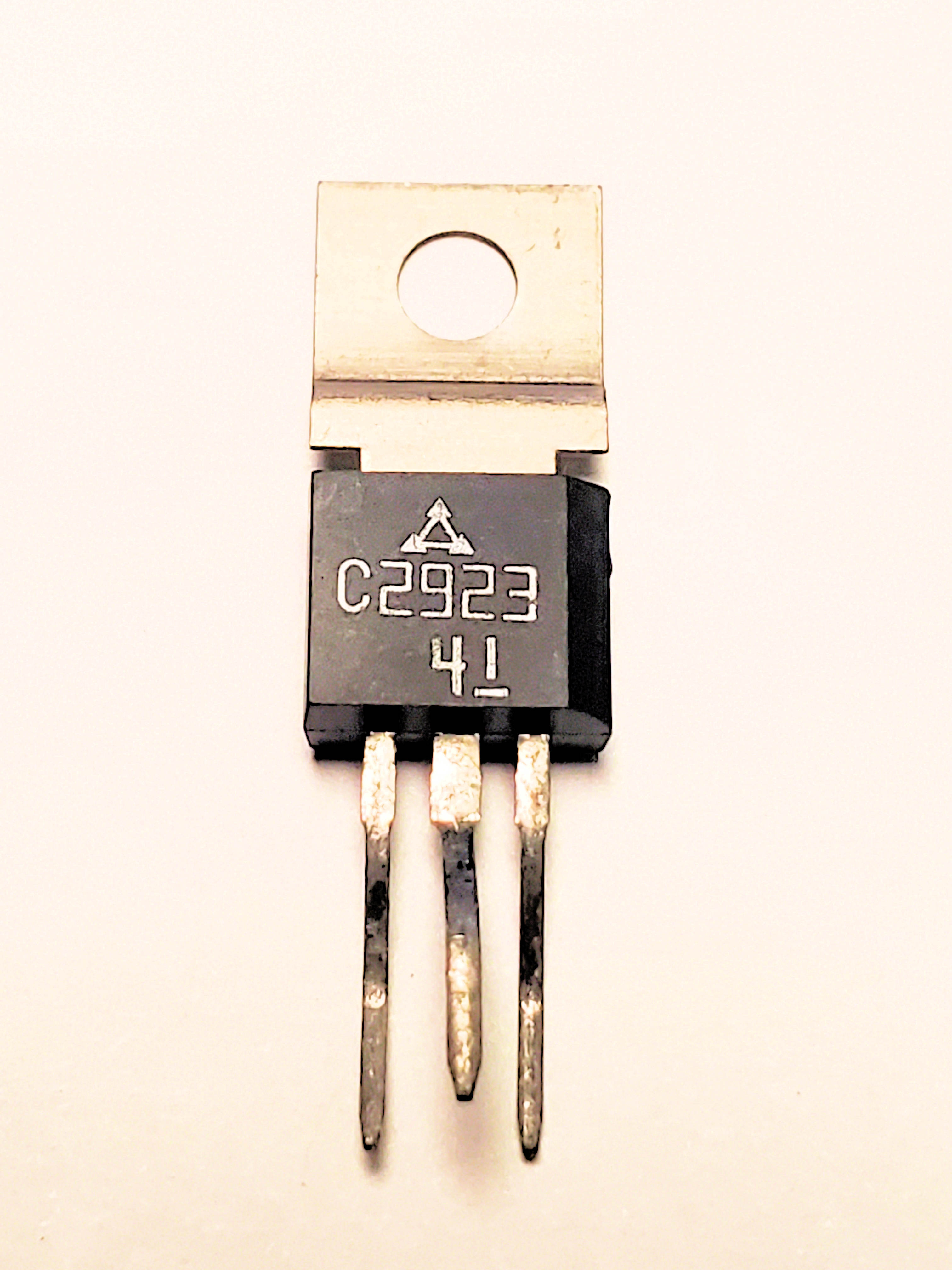 2SC2923 ALT 2SC2637     TO-202