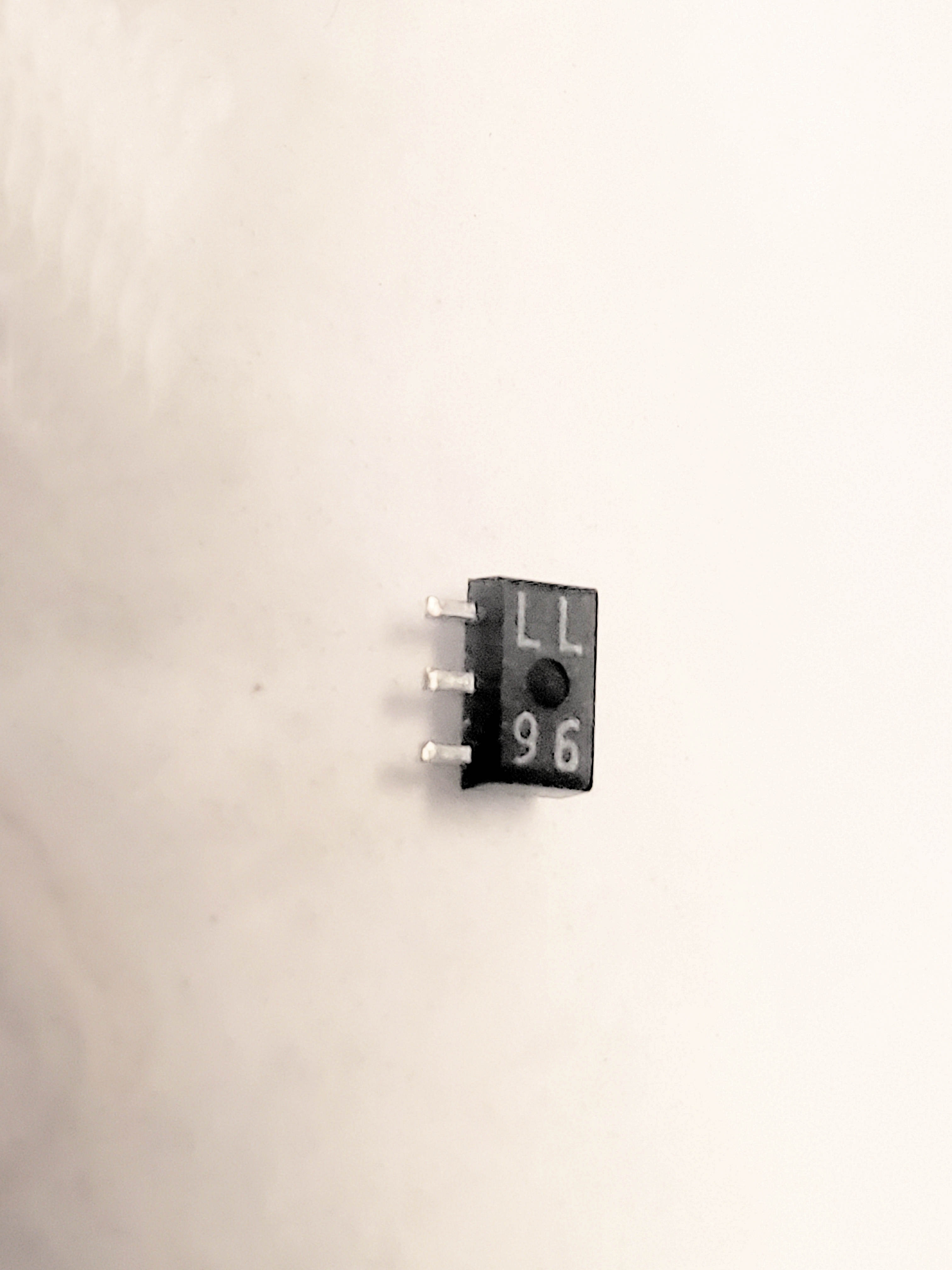 2SD1000    SMD