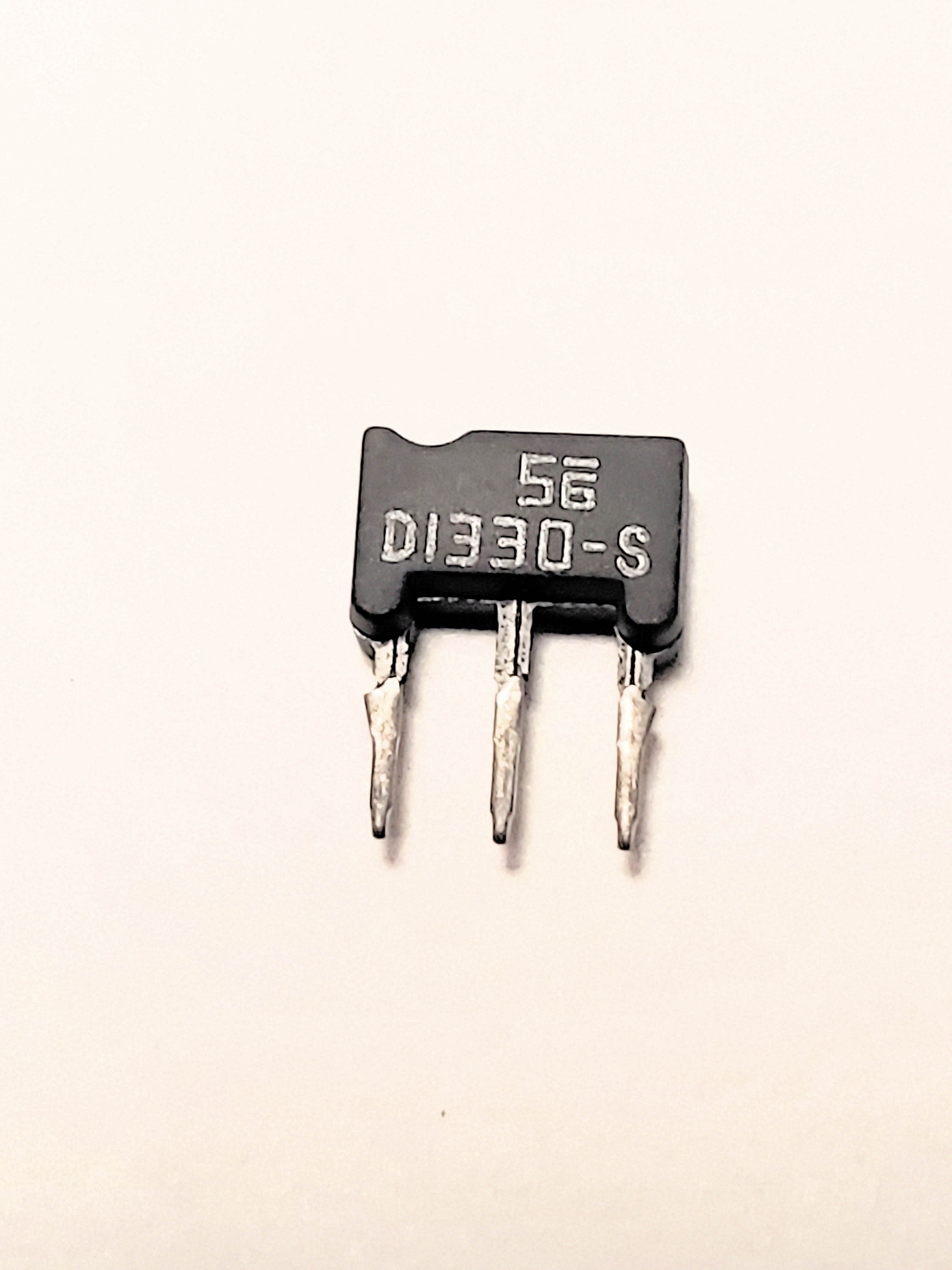 2SD1330                   MINI