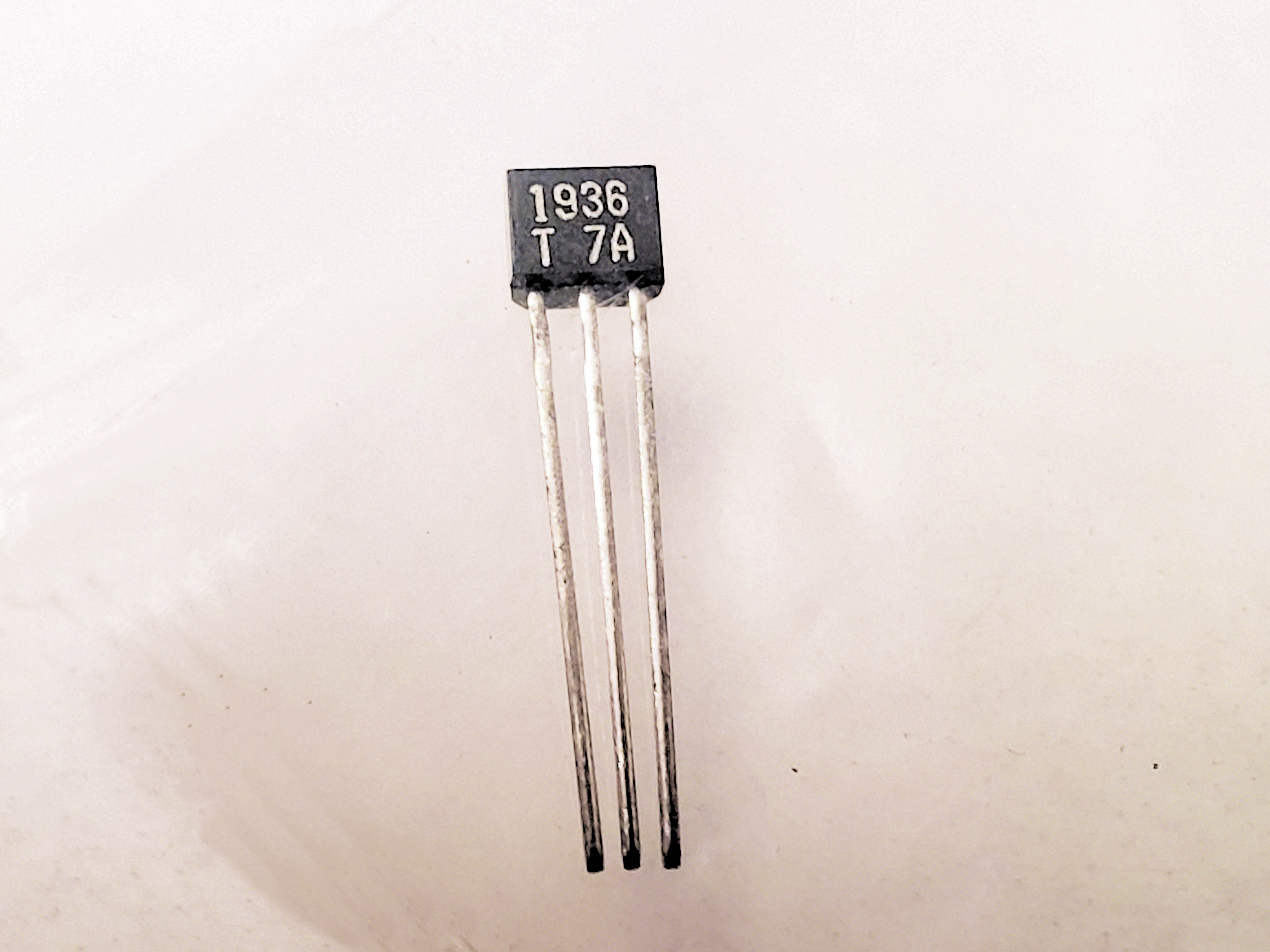 2SD1936   TO-92