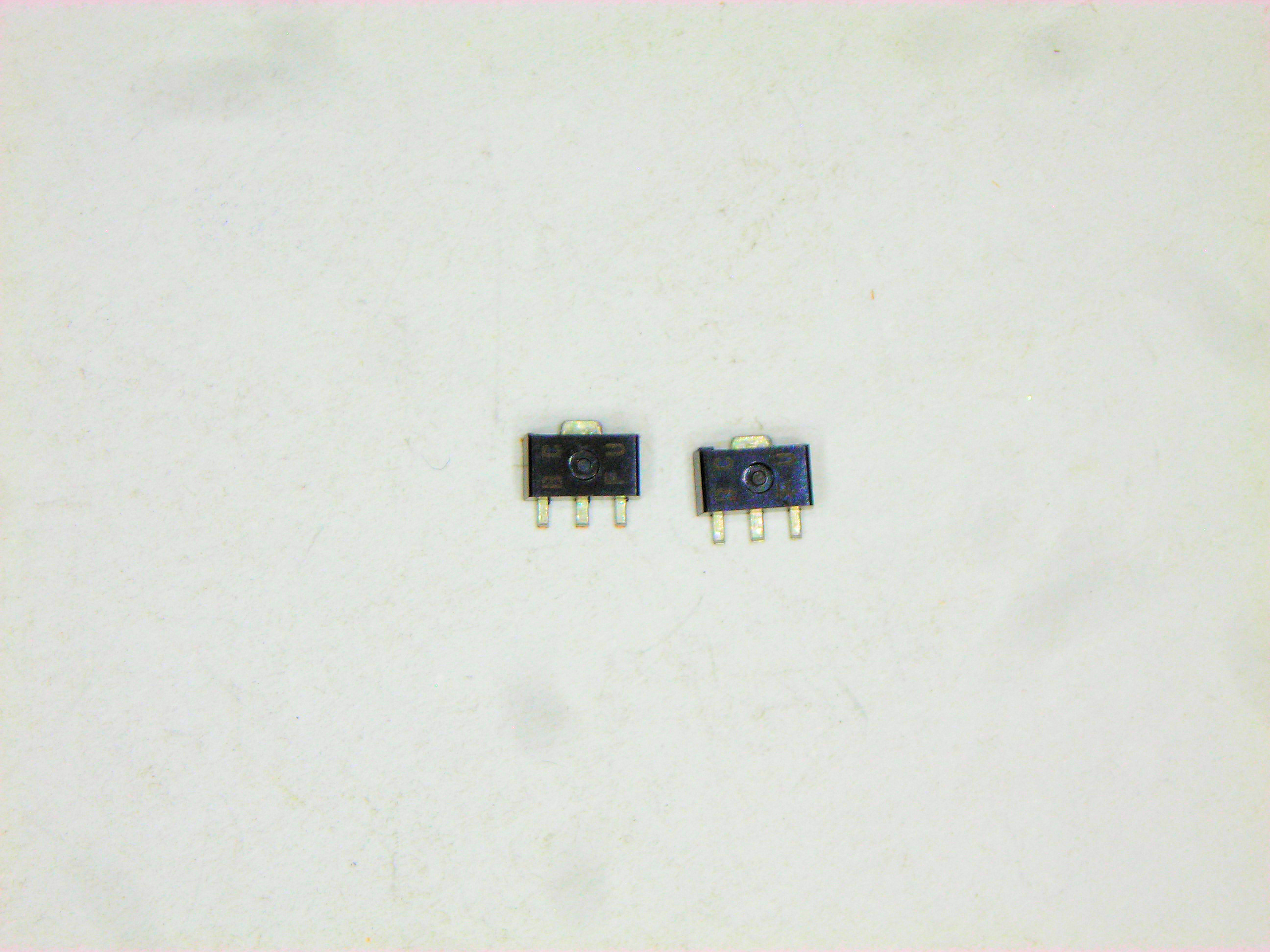 2SB1120F                 SMD