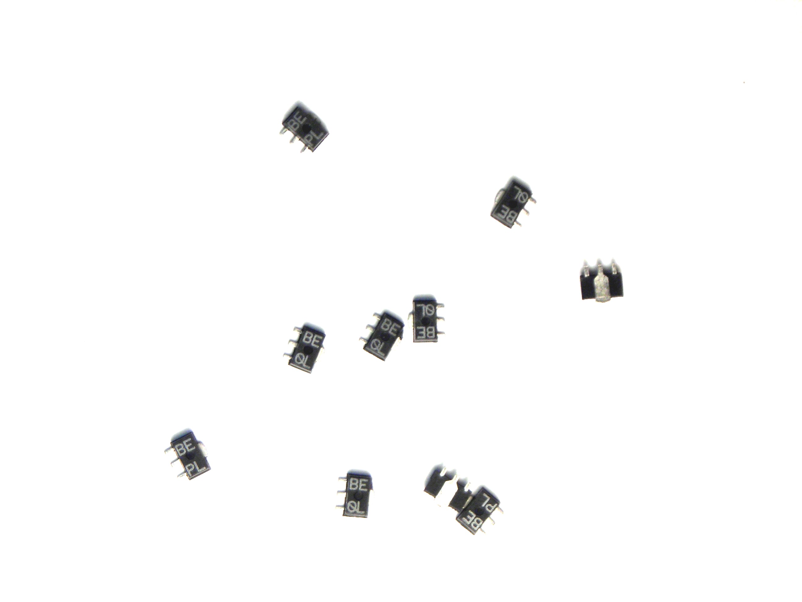 2SB1260Q                 SMD