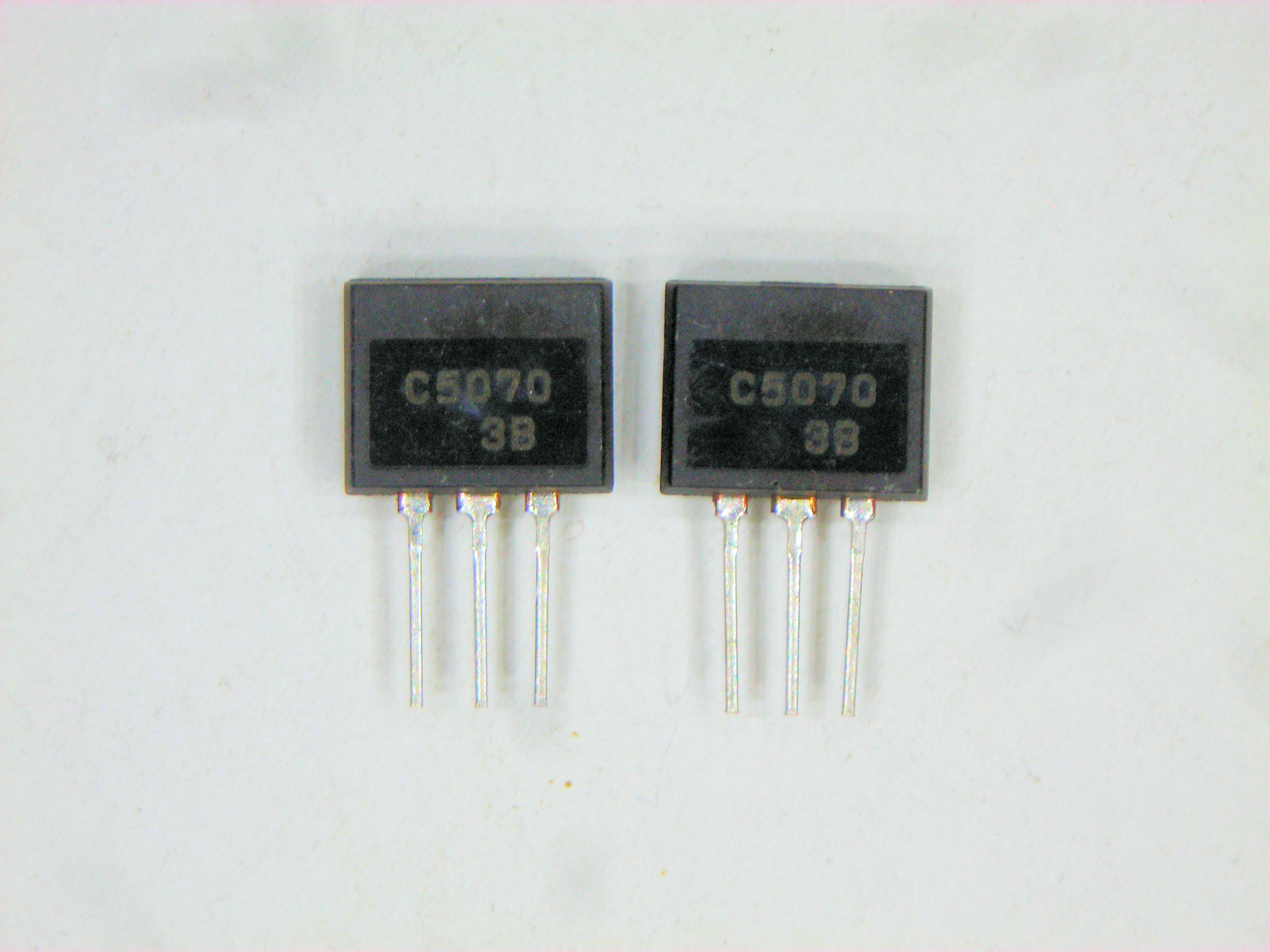 2SC5070 ALT 2SD1864       MINI