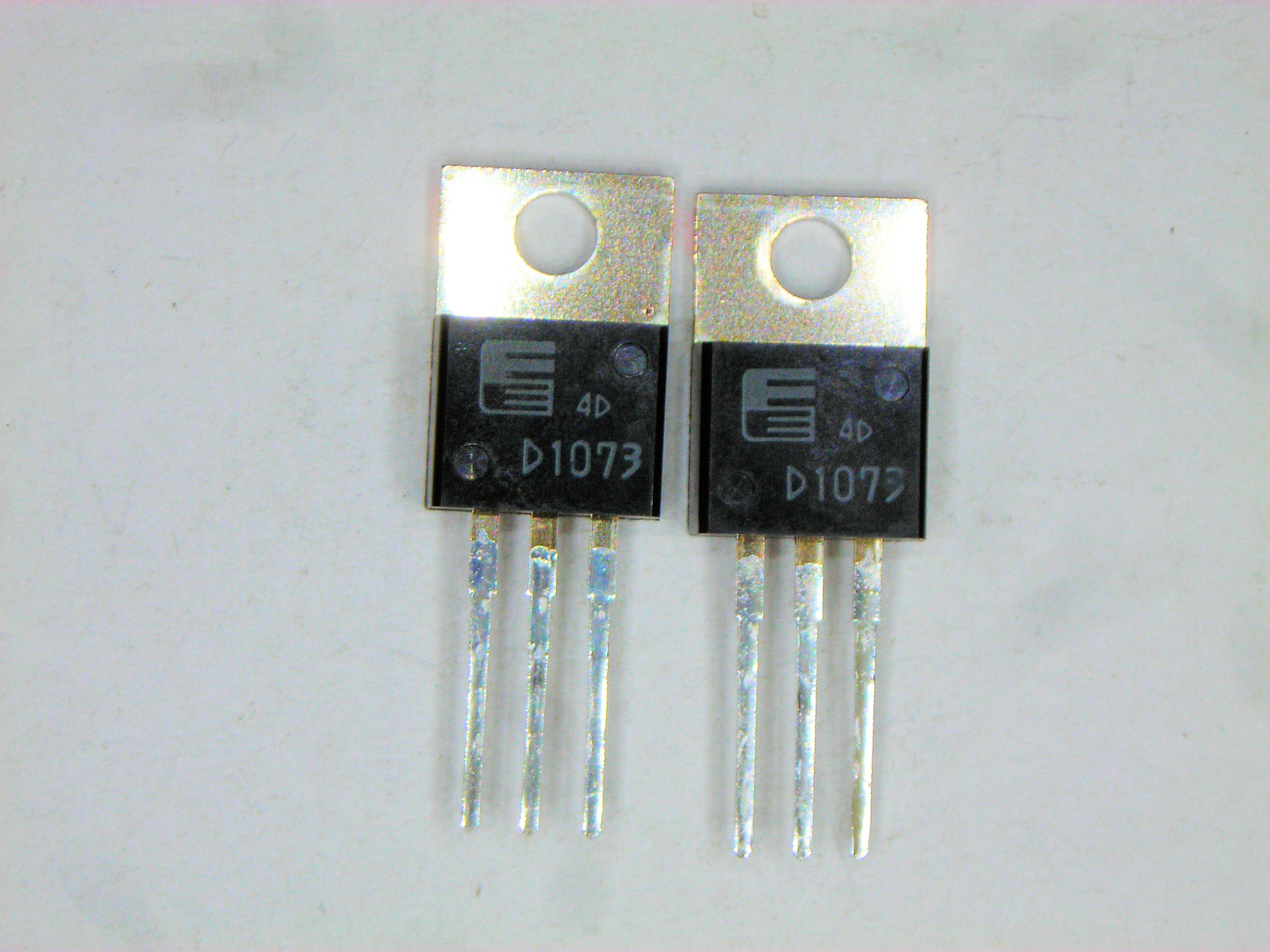 2SD1073 ALT BU910       TO-220