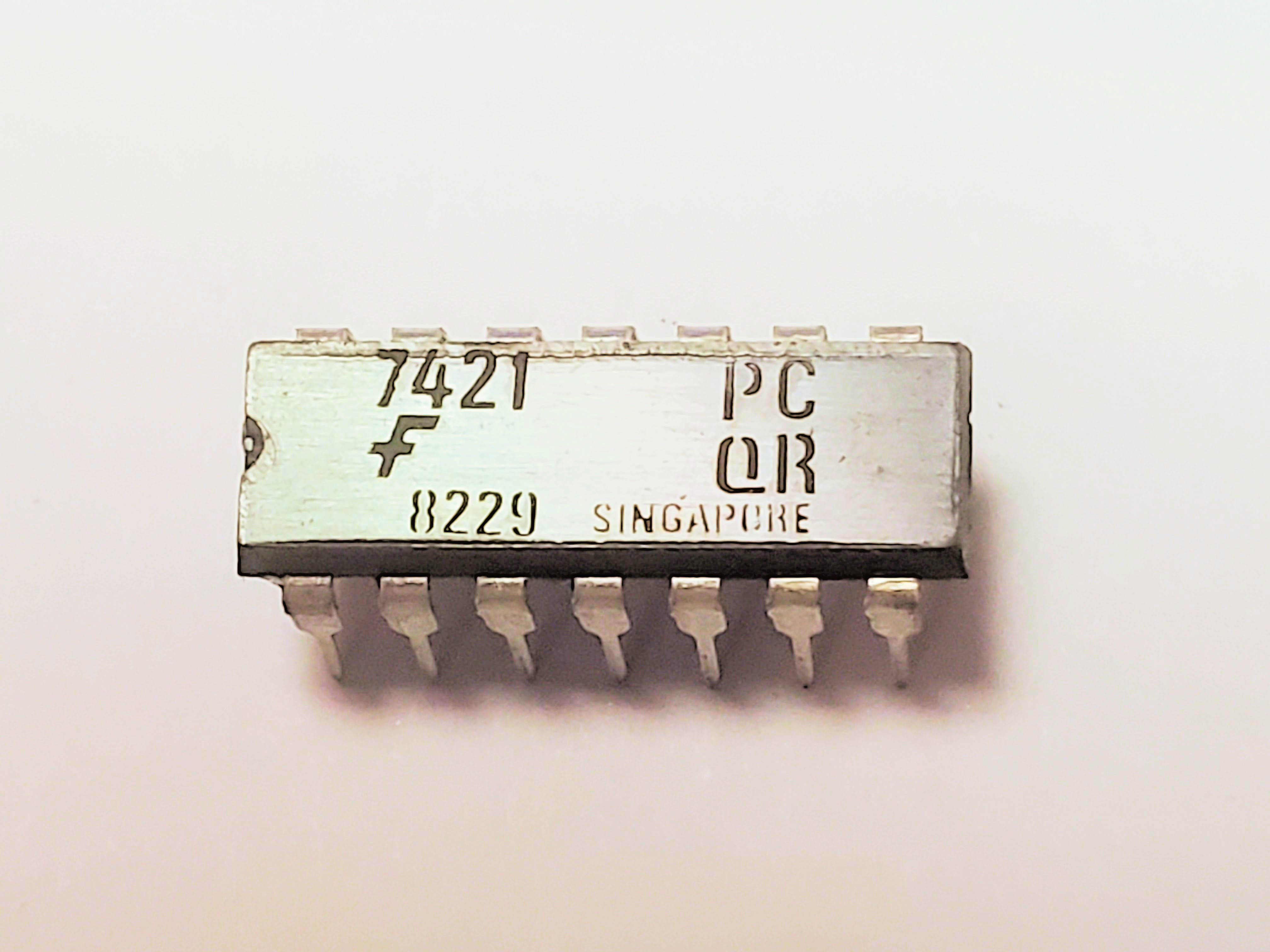 N7421A   14P DIP  IC