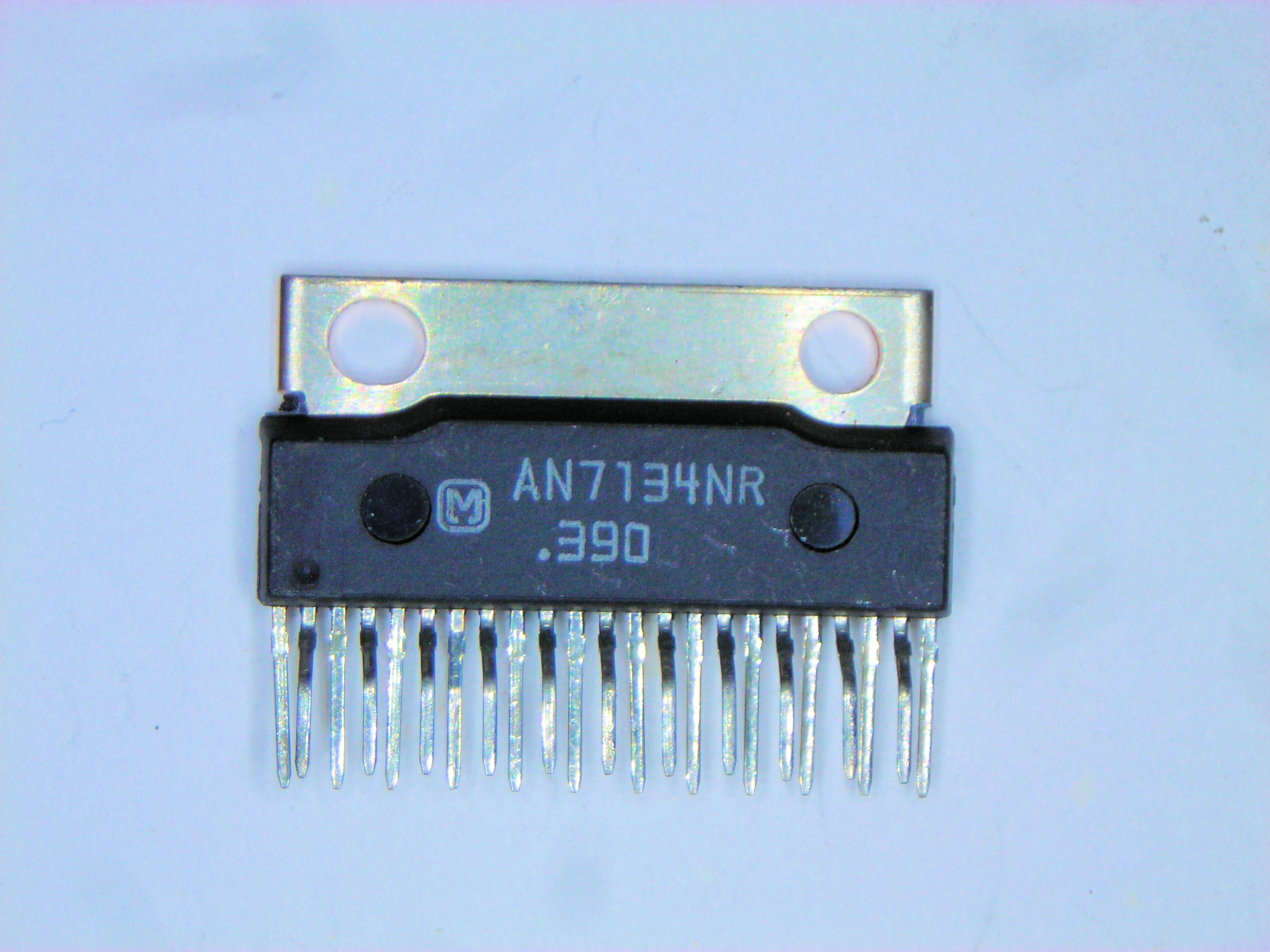 AN7134N           23P ZIP