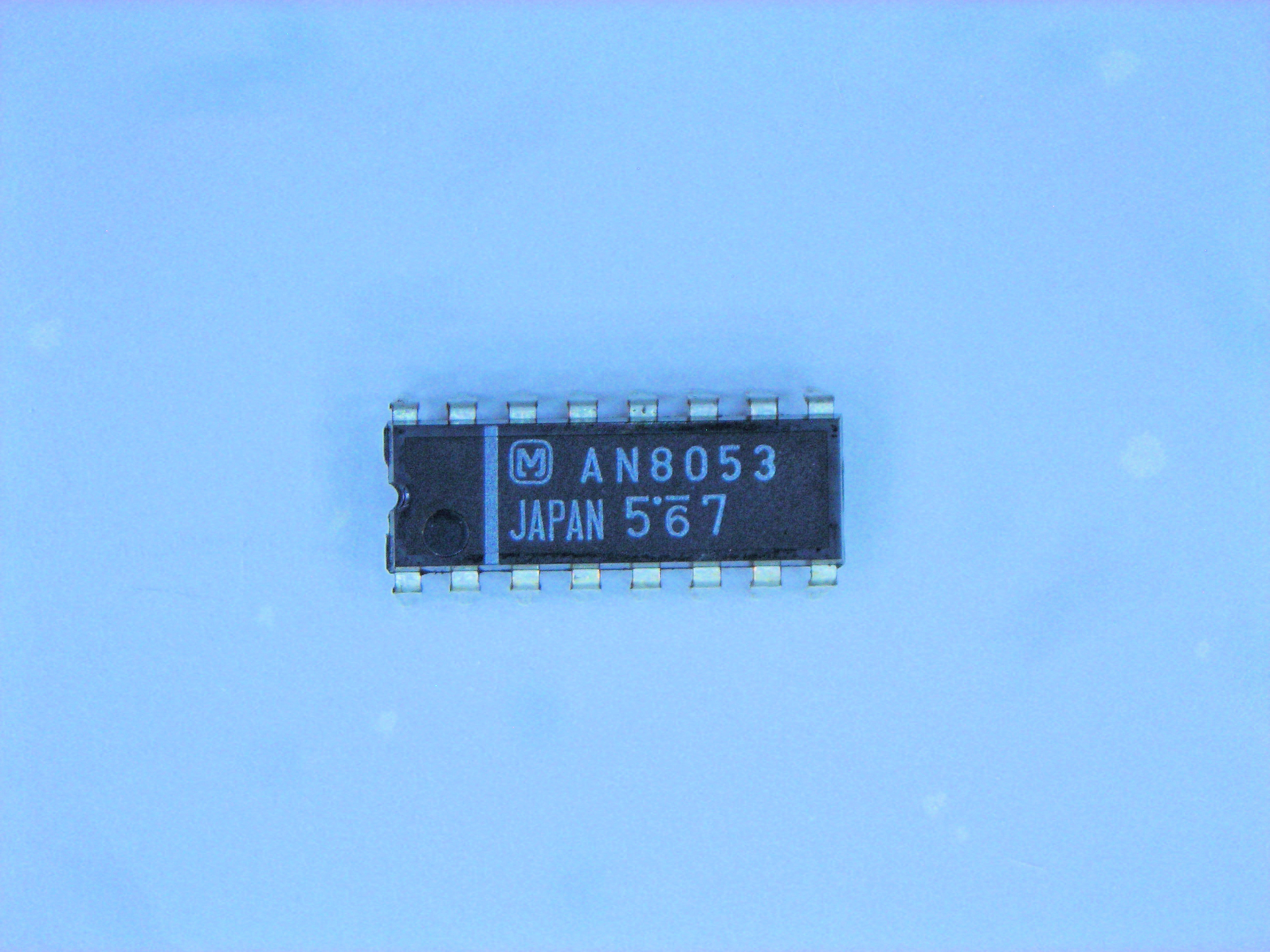 AN8053          16P DIP