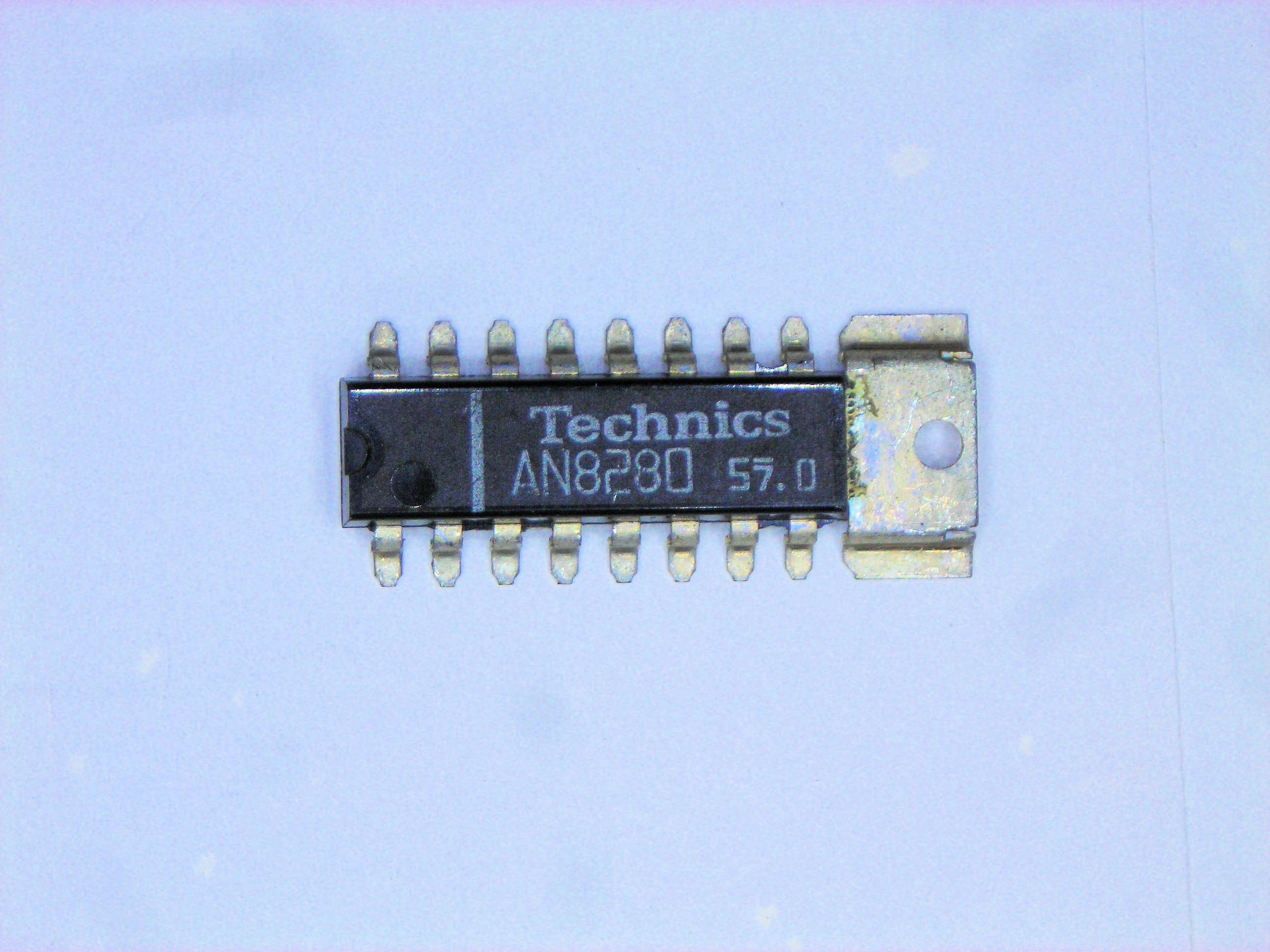 AN8280LF      W/HS 16P SMD