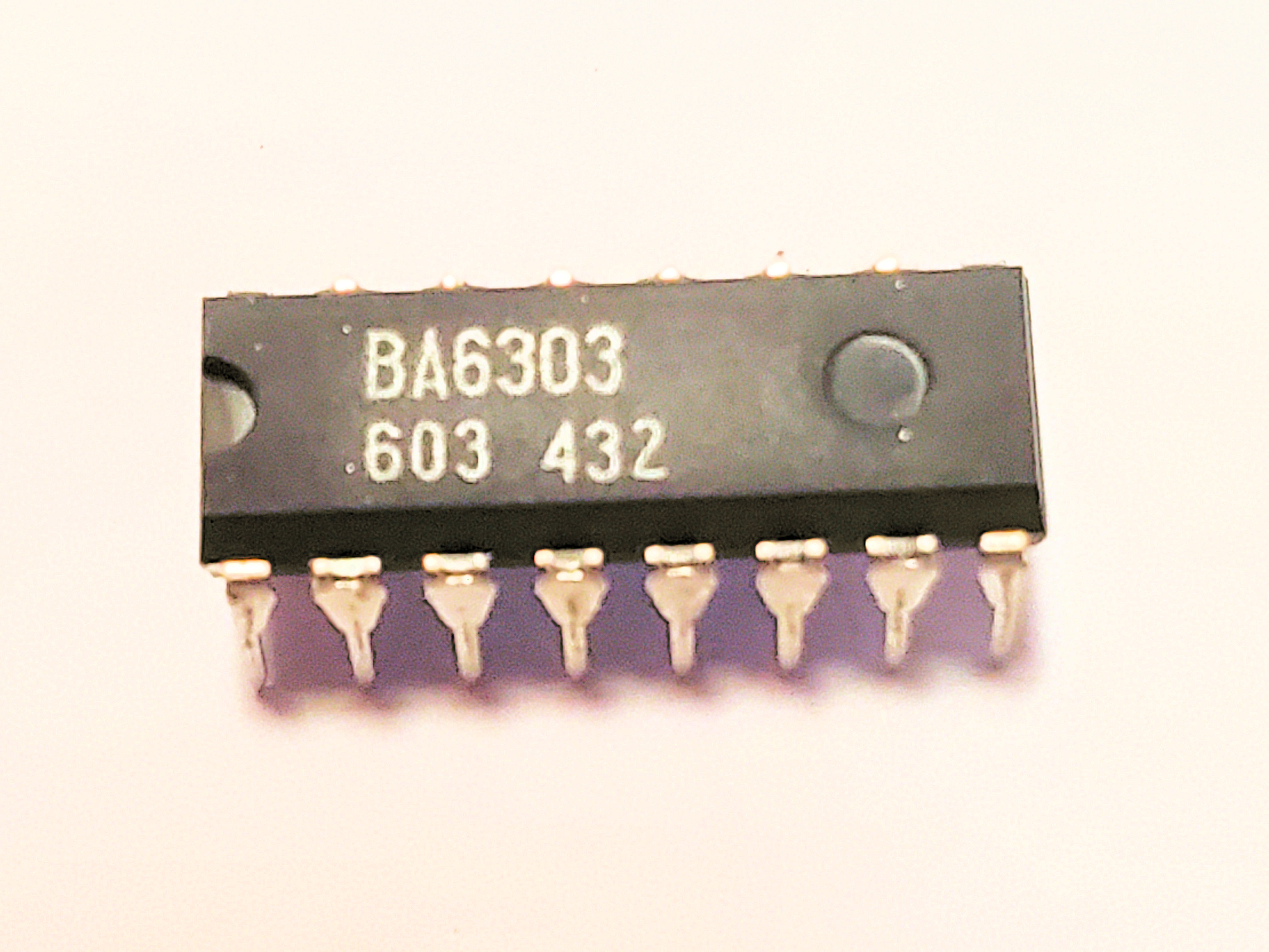 BA6303            16P DIP