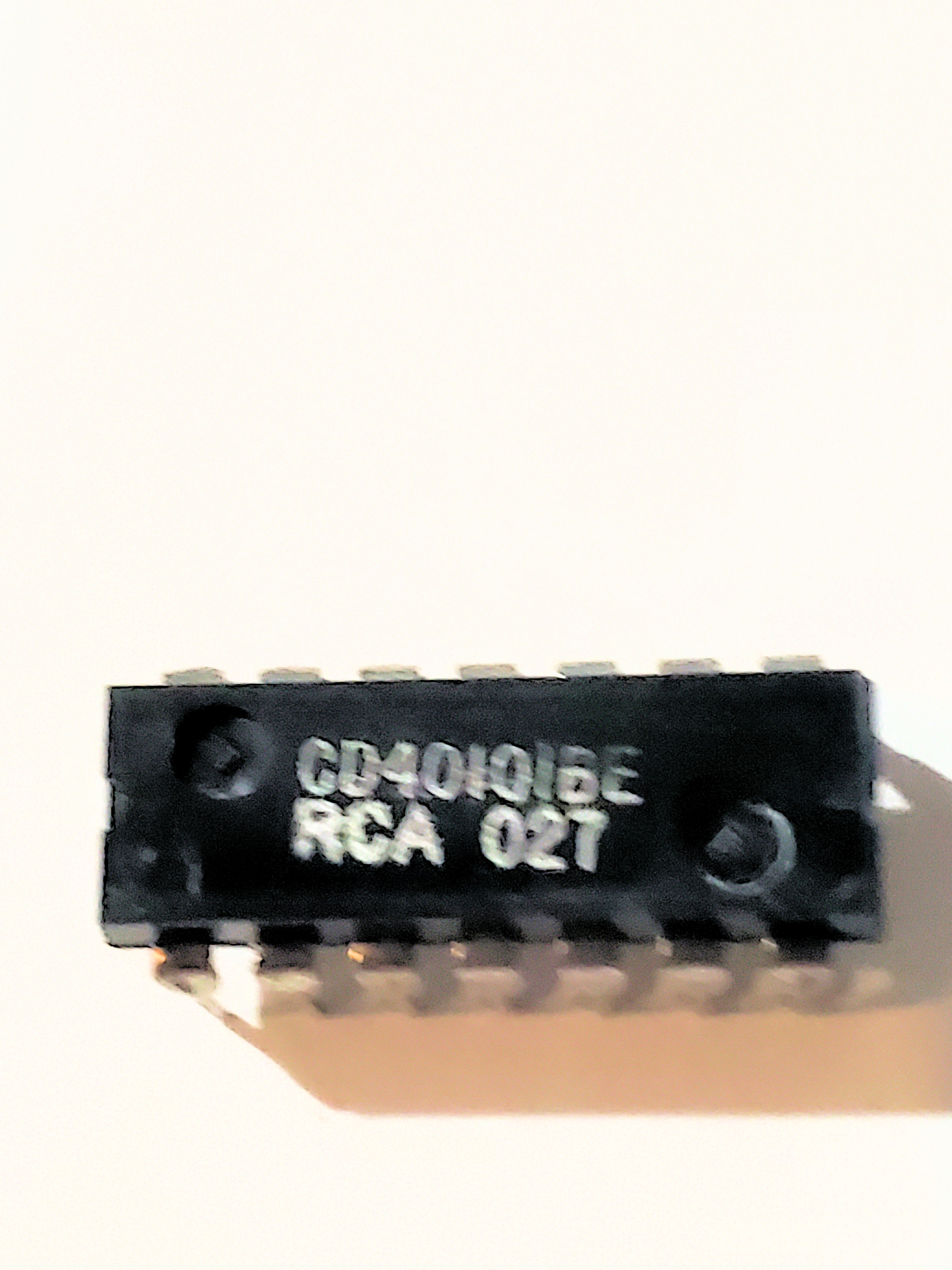 CD40101BE ALT NTE40101 14P DIP 1 pc
