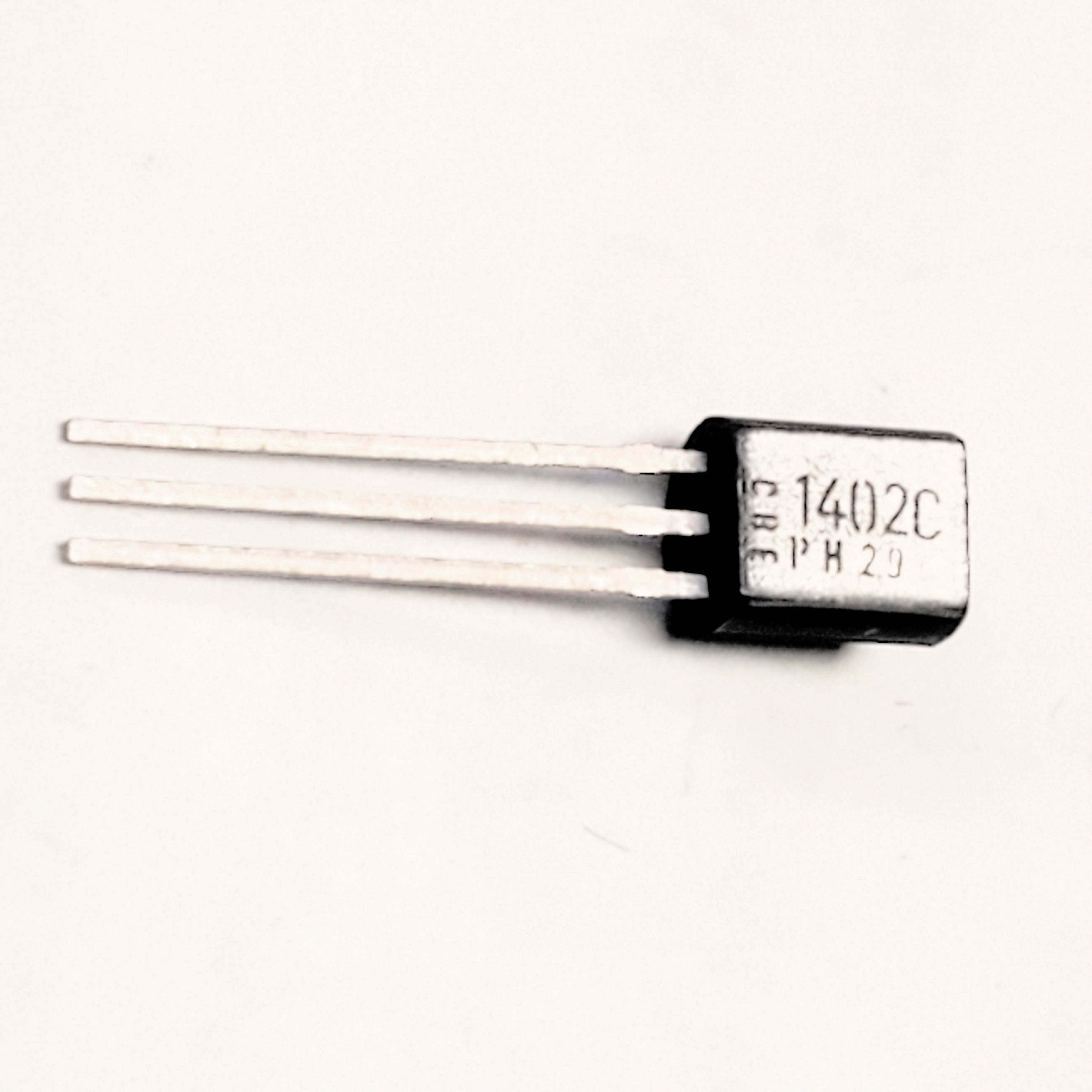 ED1402 AKA  ECG123AP TO-92 1 pc