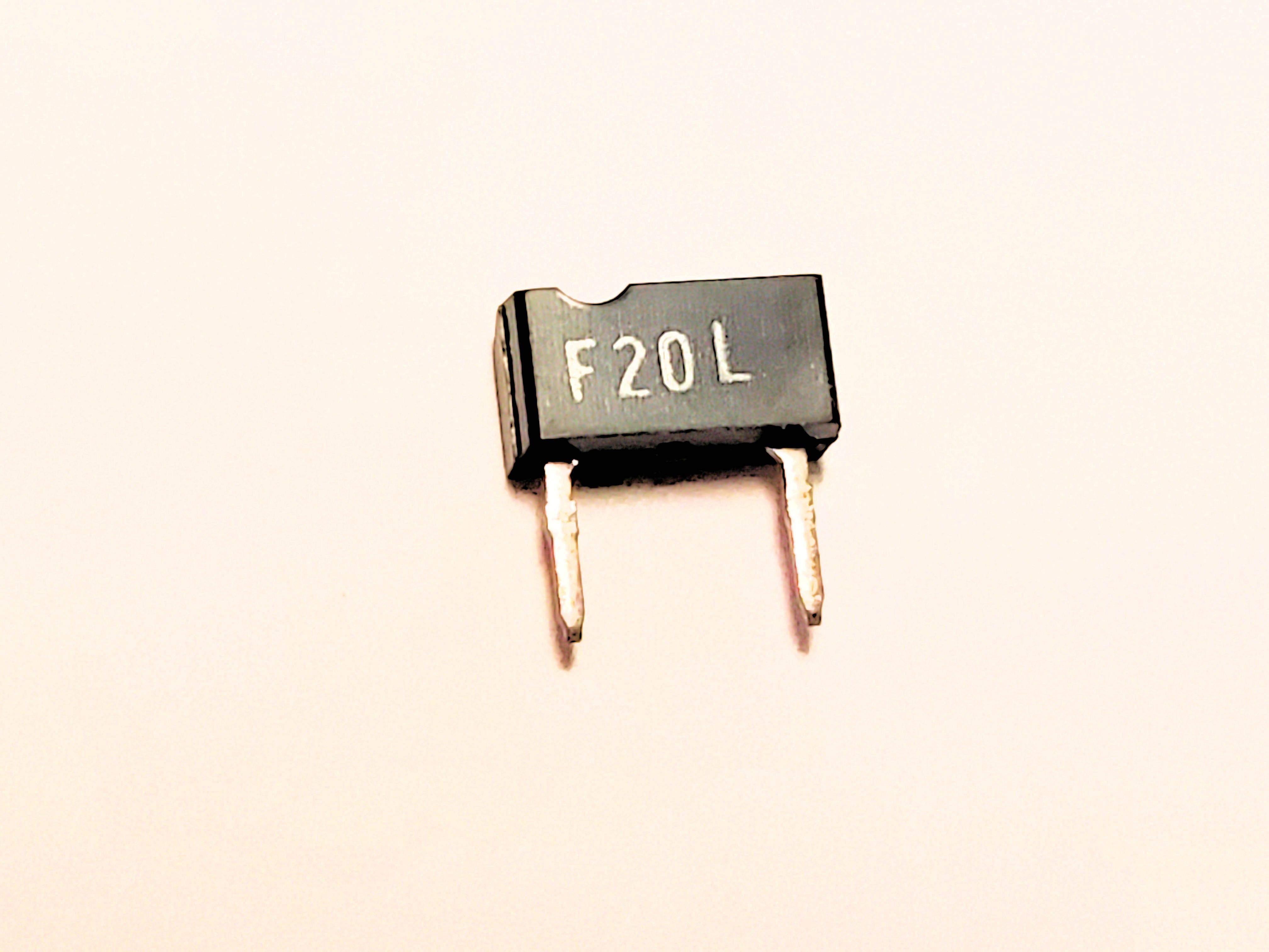 ICPF20 IC PROTECT.8 A 50V MINI