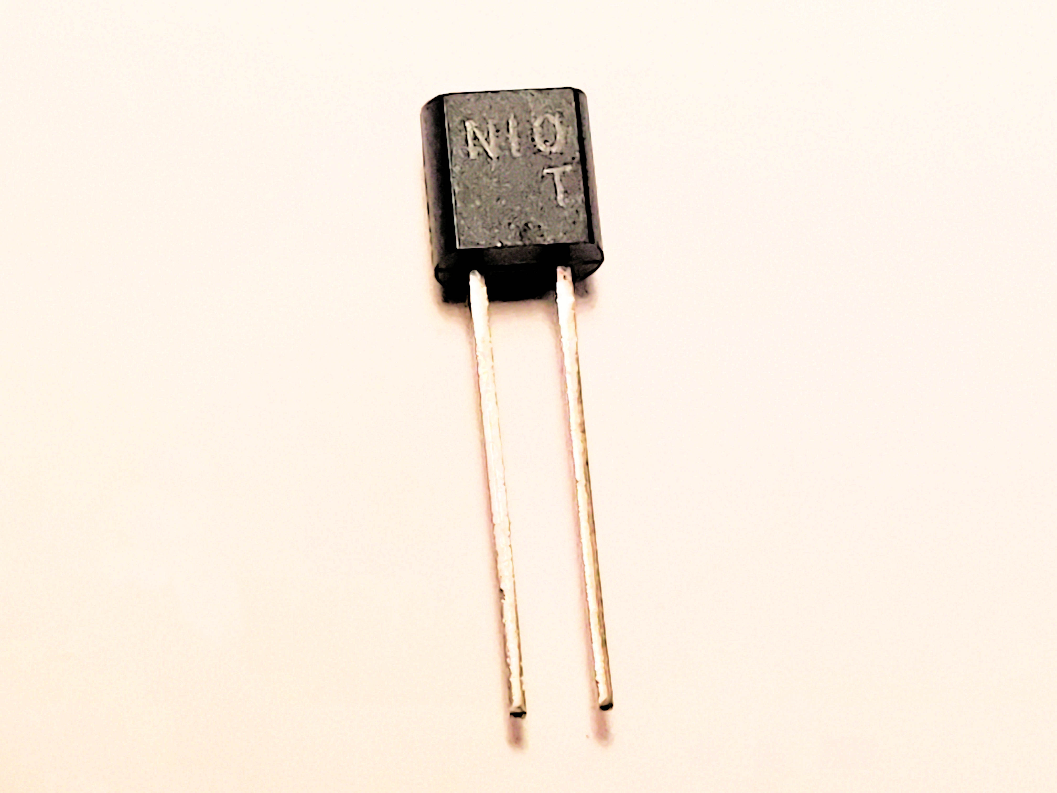 ICPN15 IC PROTECTOR .6 A 50V TO-92