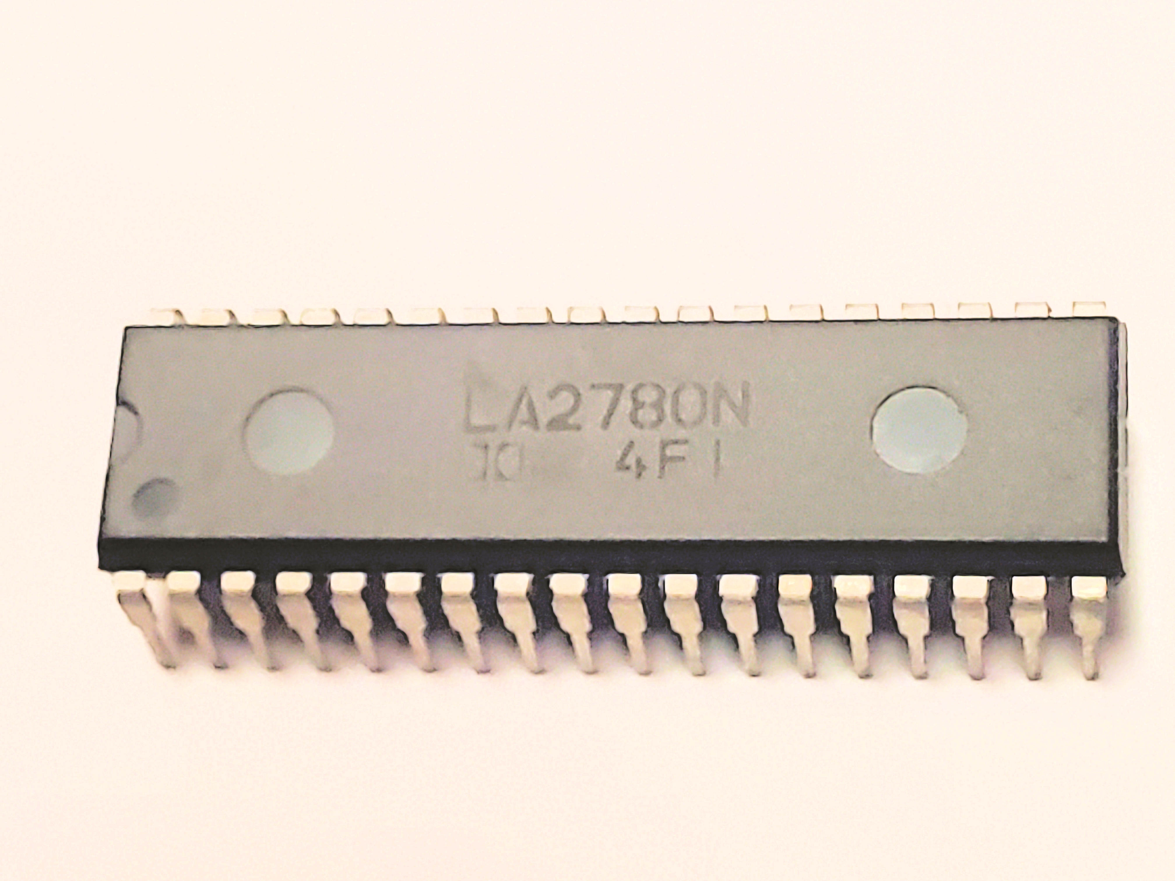 LA2780N          36P DIP