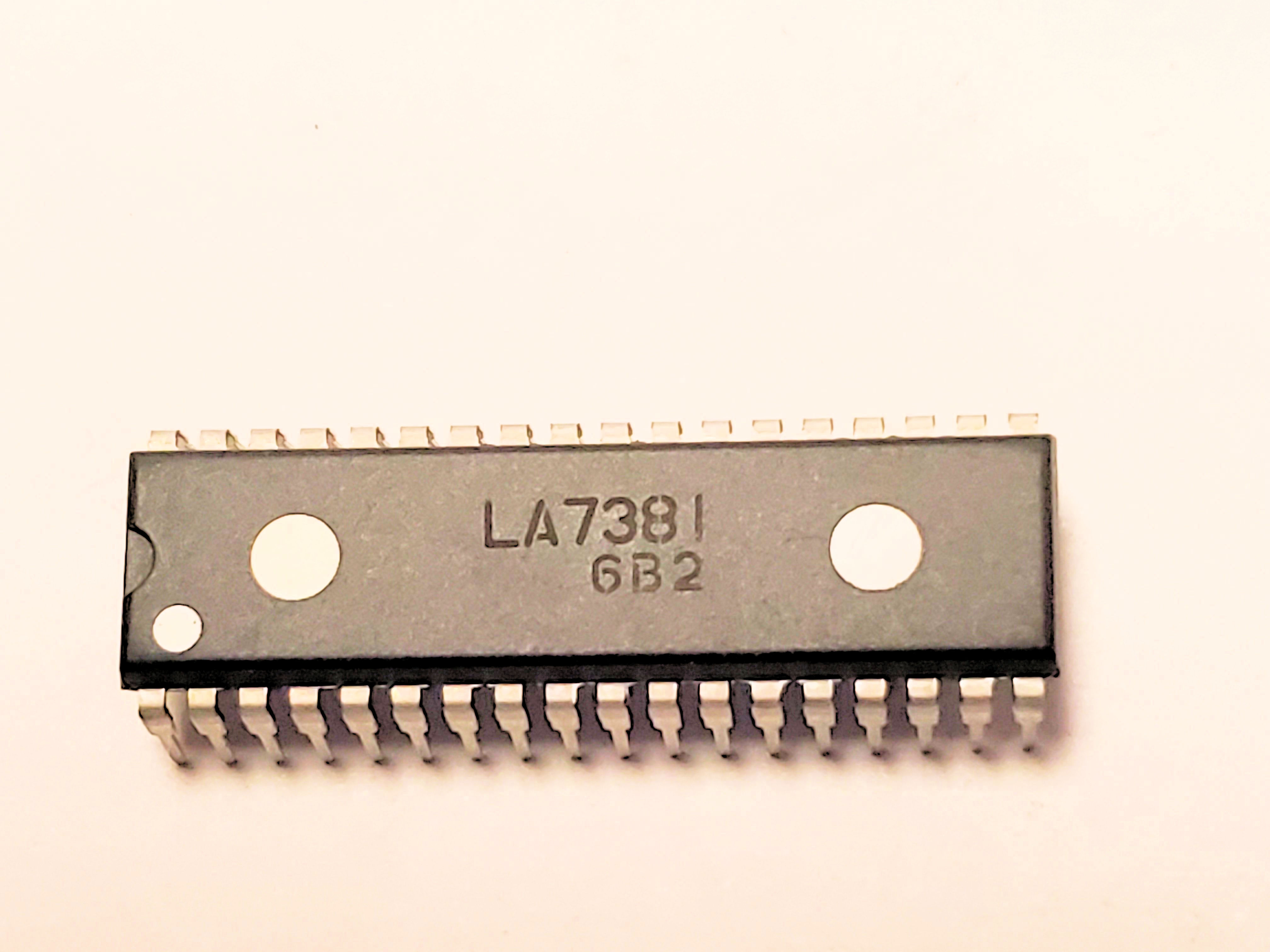 LA7381          36P DIP