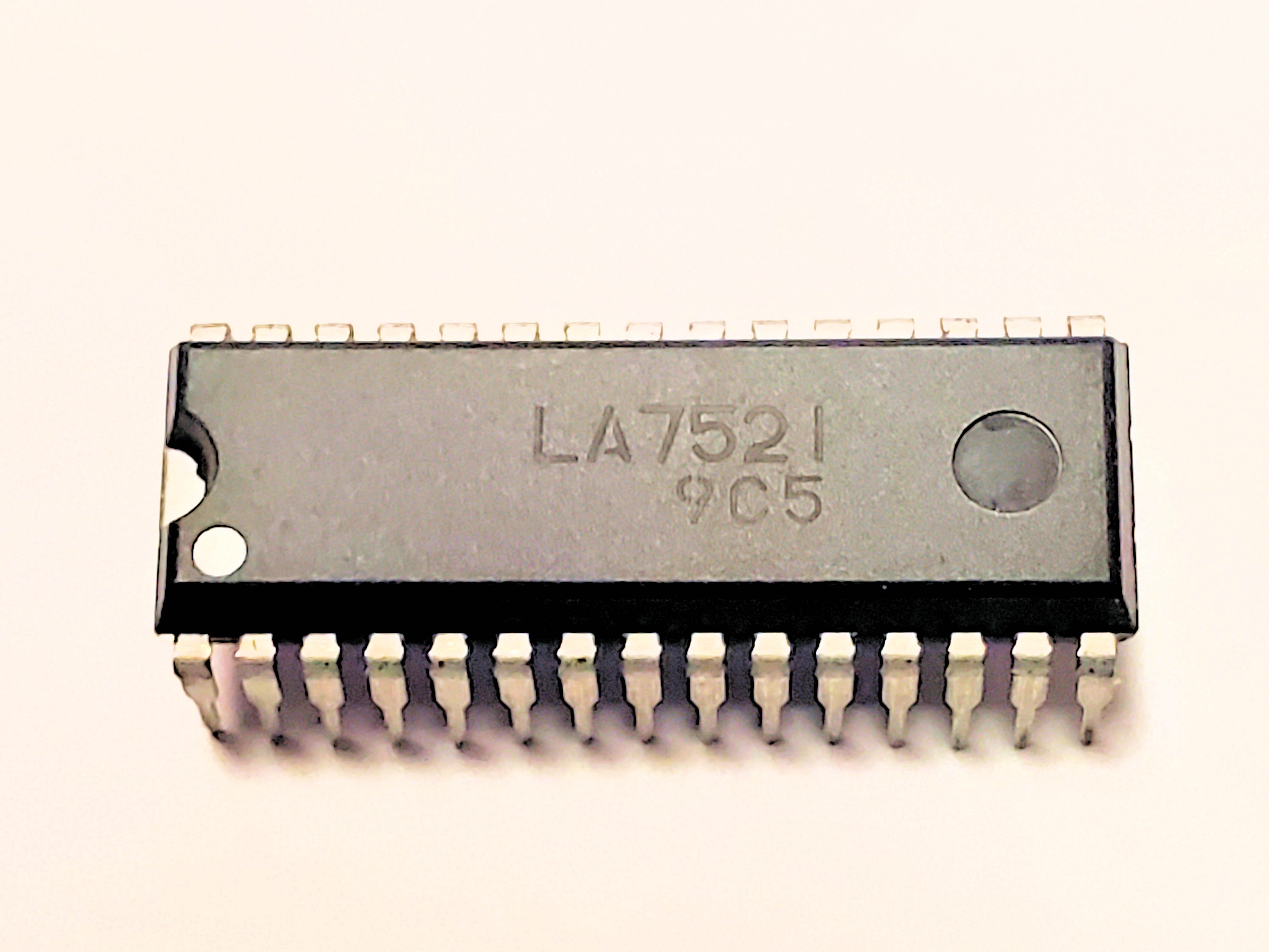 LA7521            30P DIP