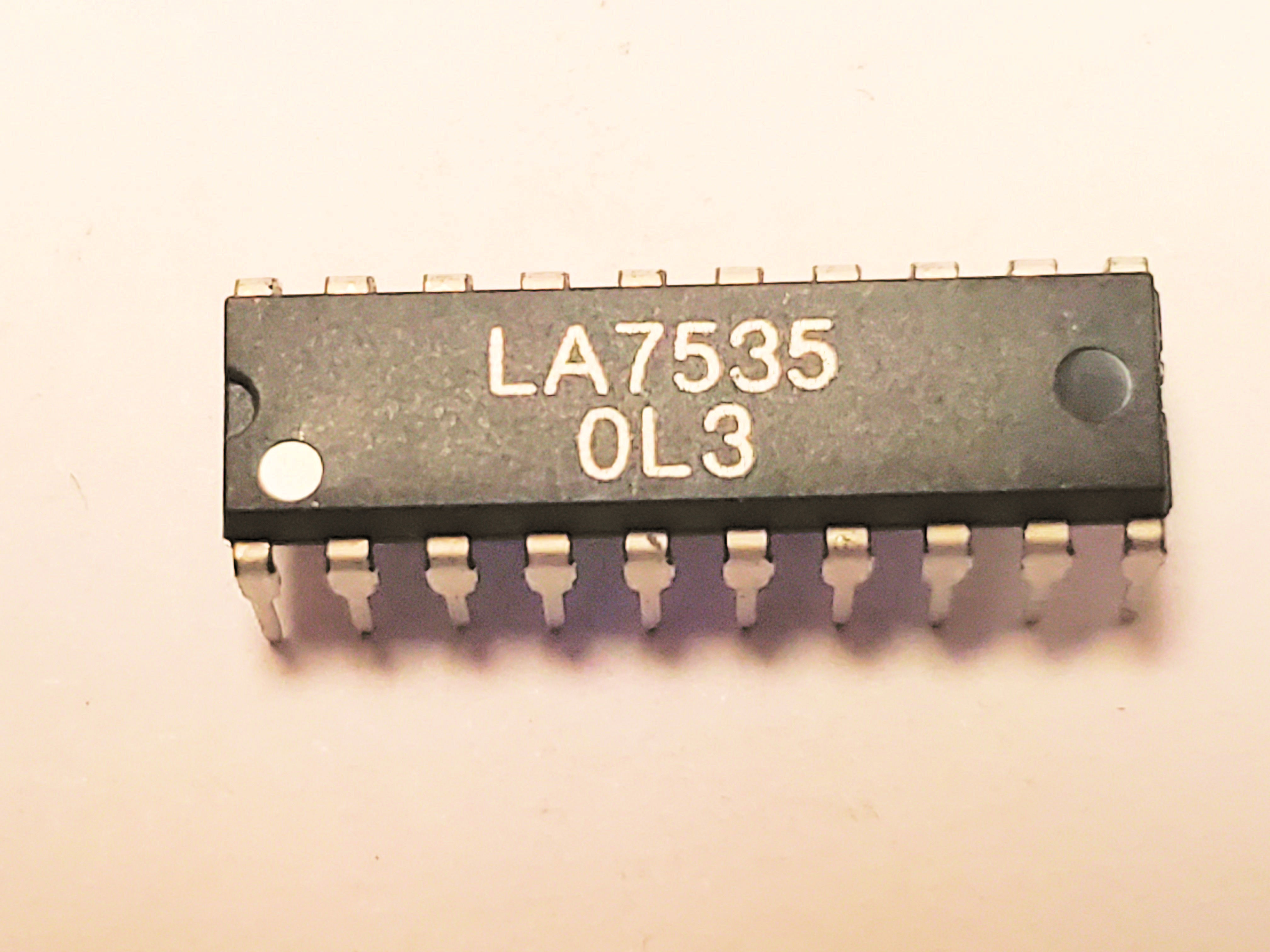 LA7535            20P DIP