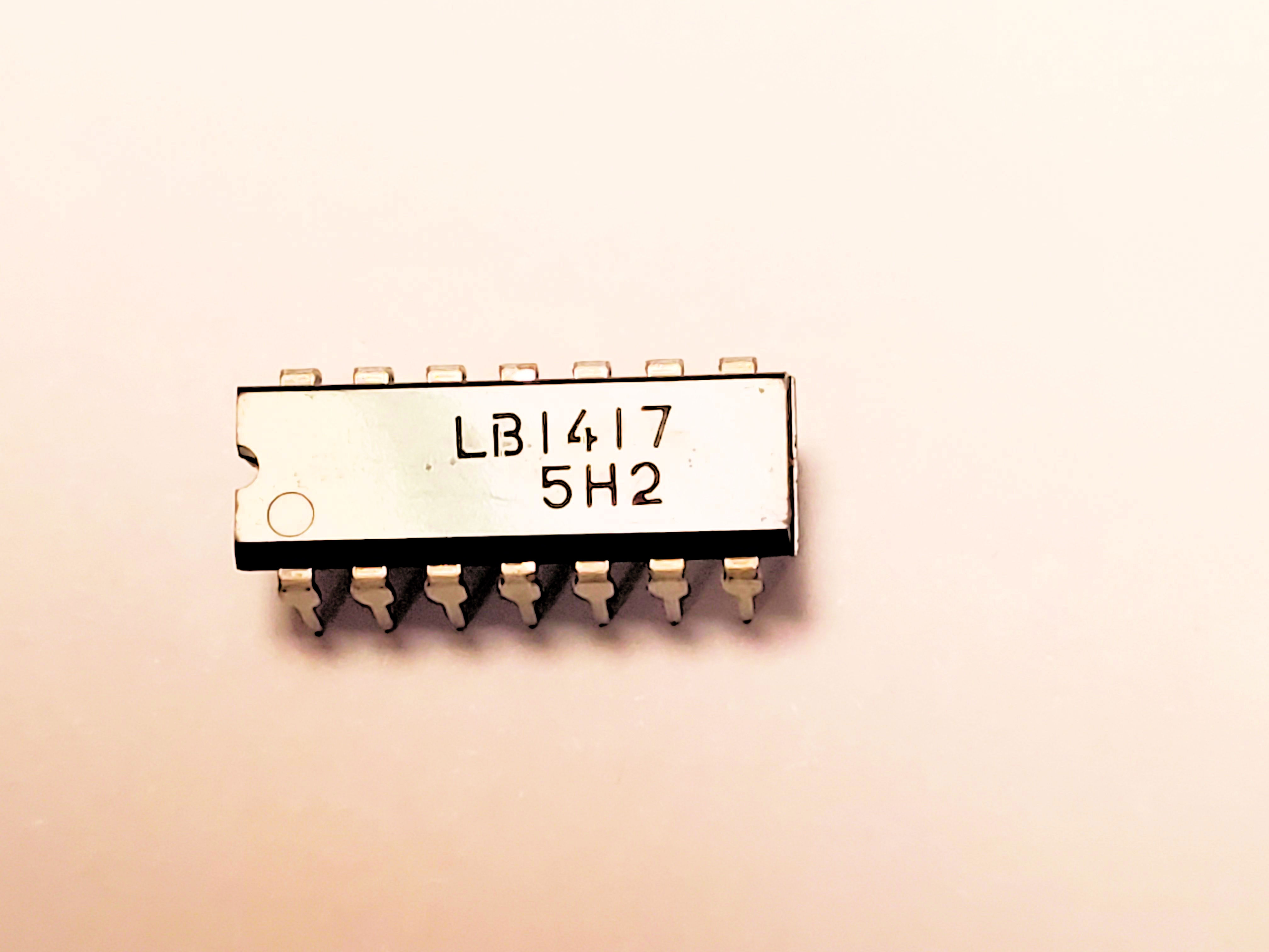 LB1417            14P DIP