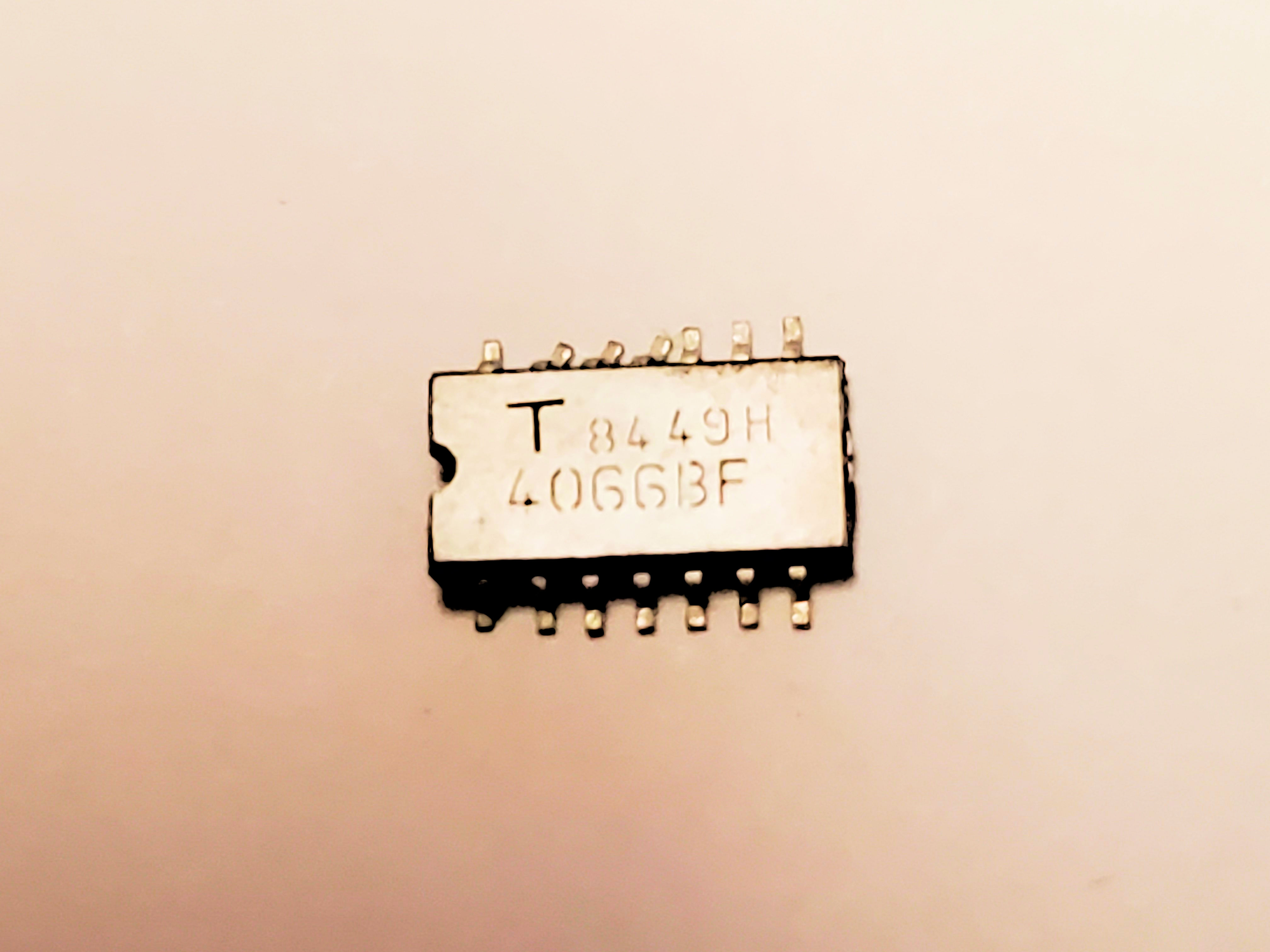 LC4066BF   4066      14P SMD