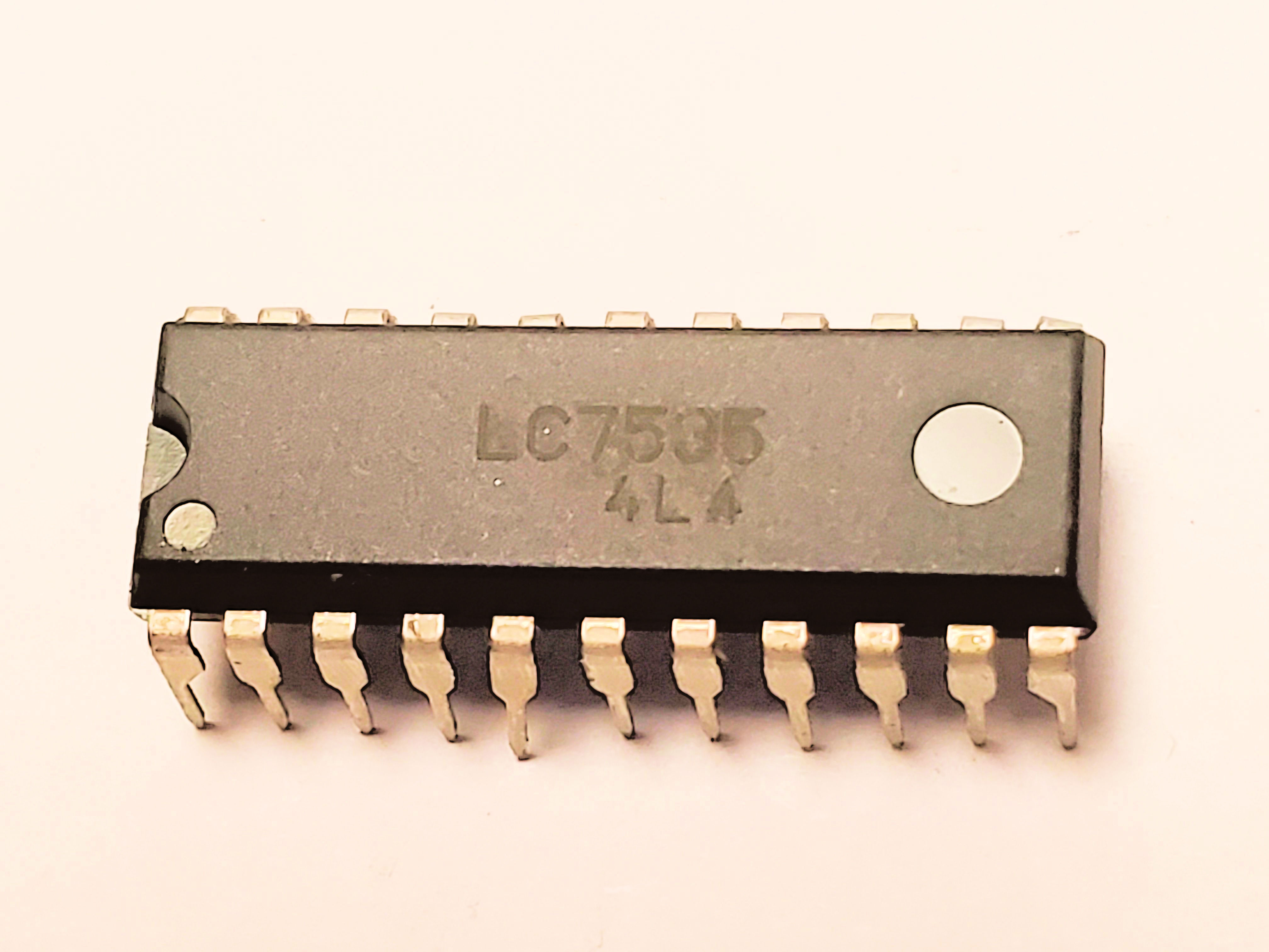 LC7535            22P DIP