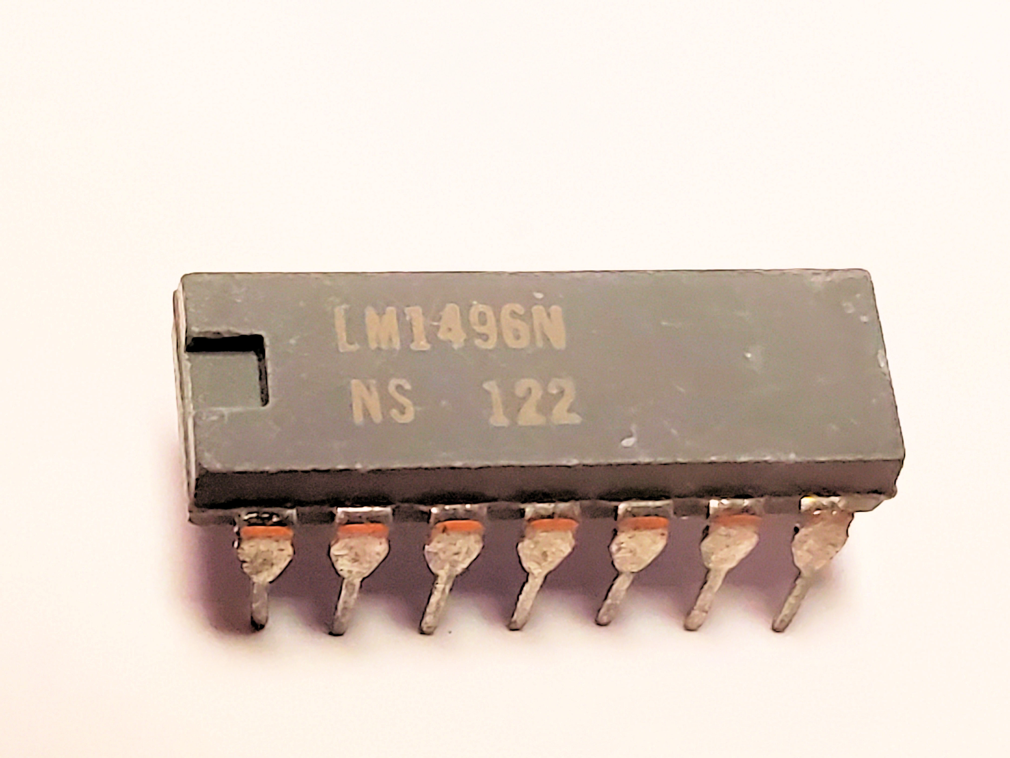 LM1496N    14P DIP