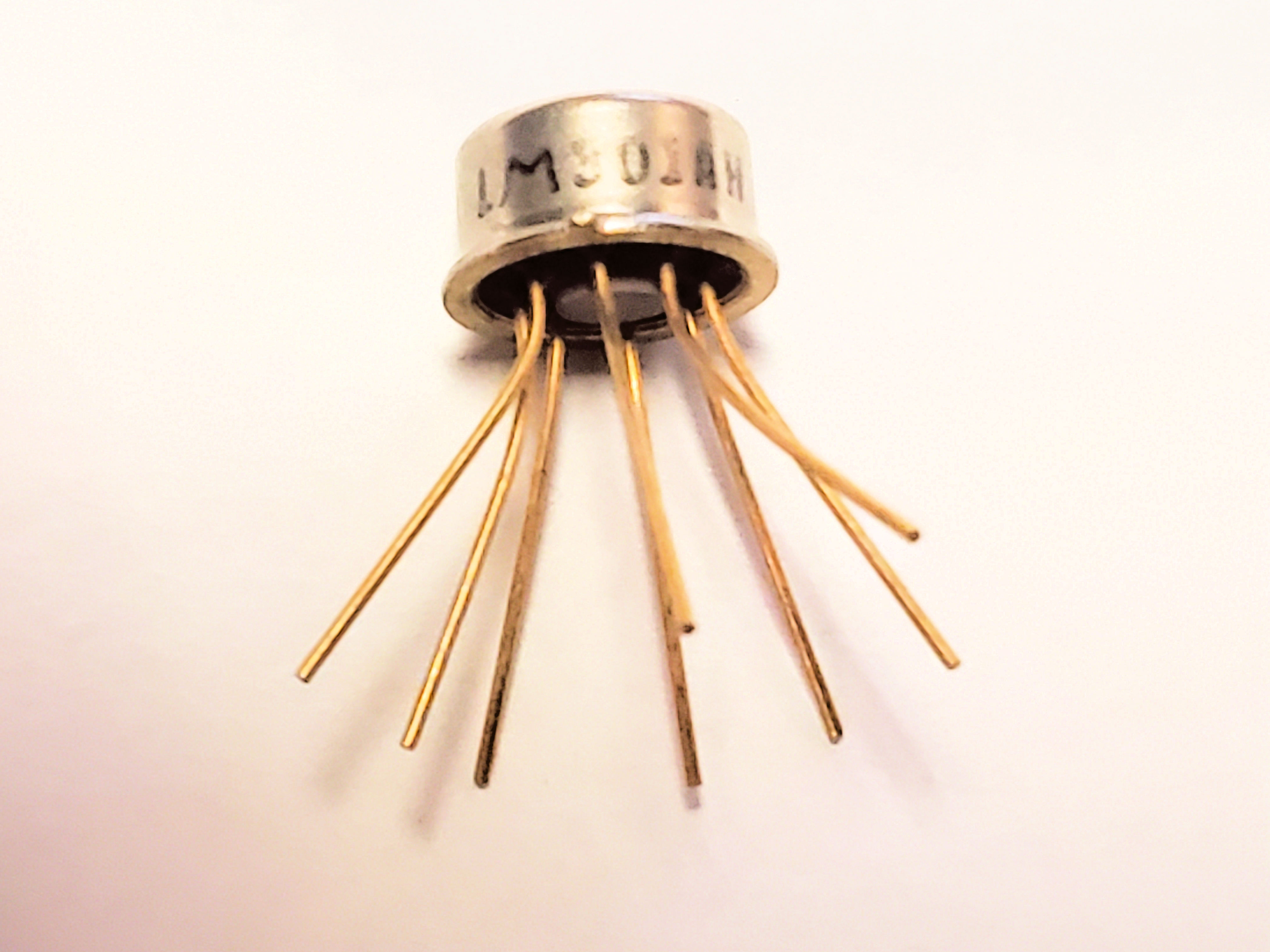 LM301AH   8P TO-5 Can