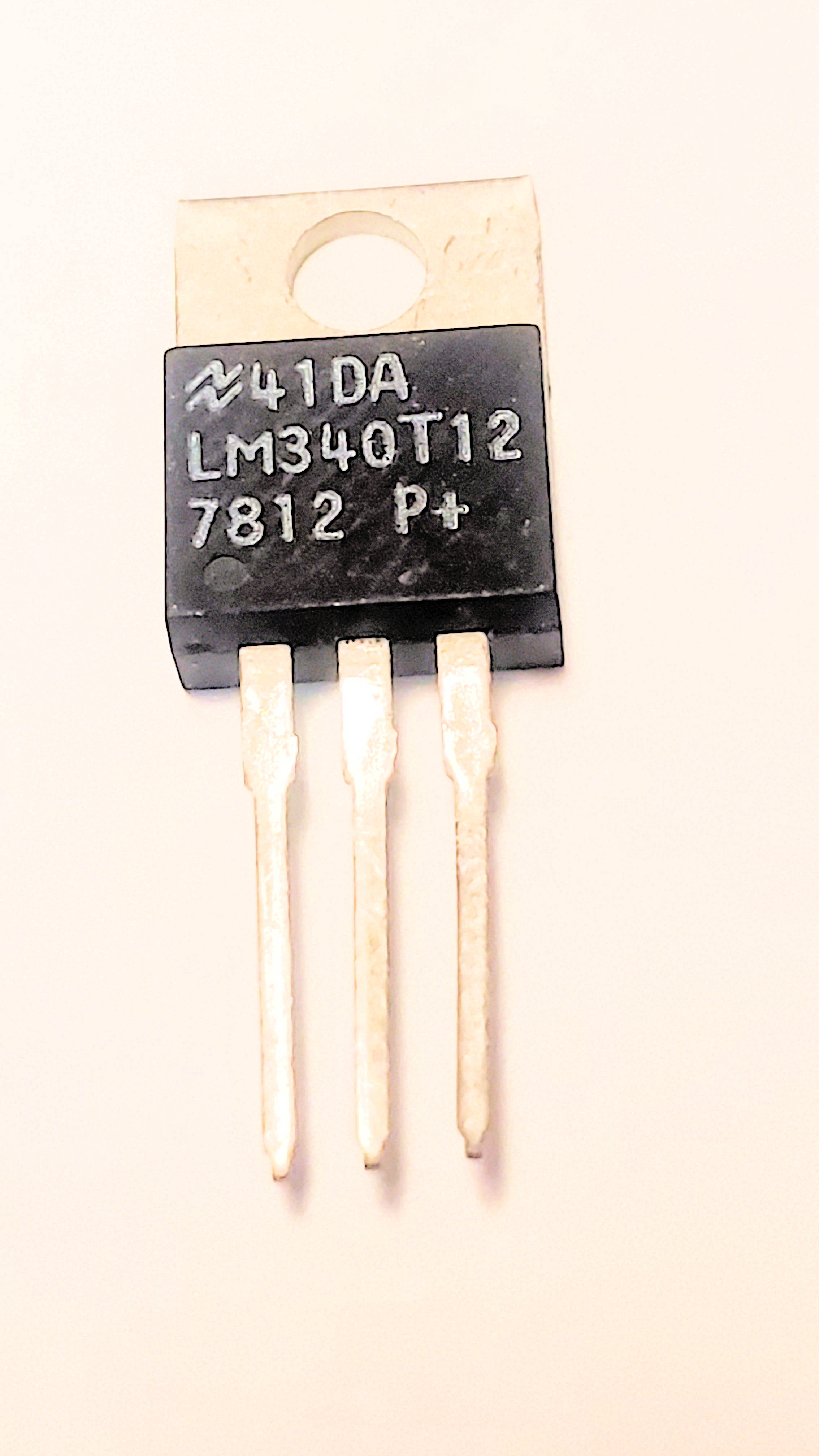 LM340T-12 7812  TO-220 1 pc