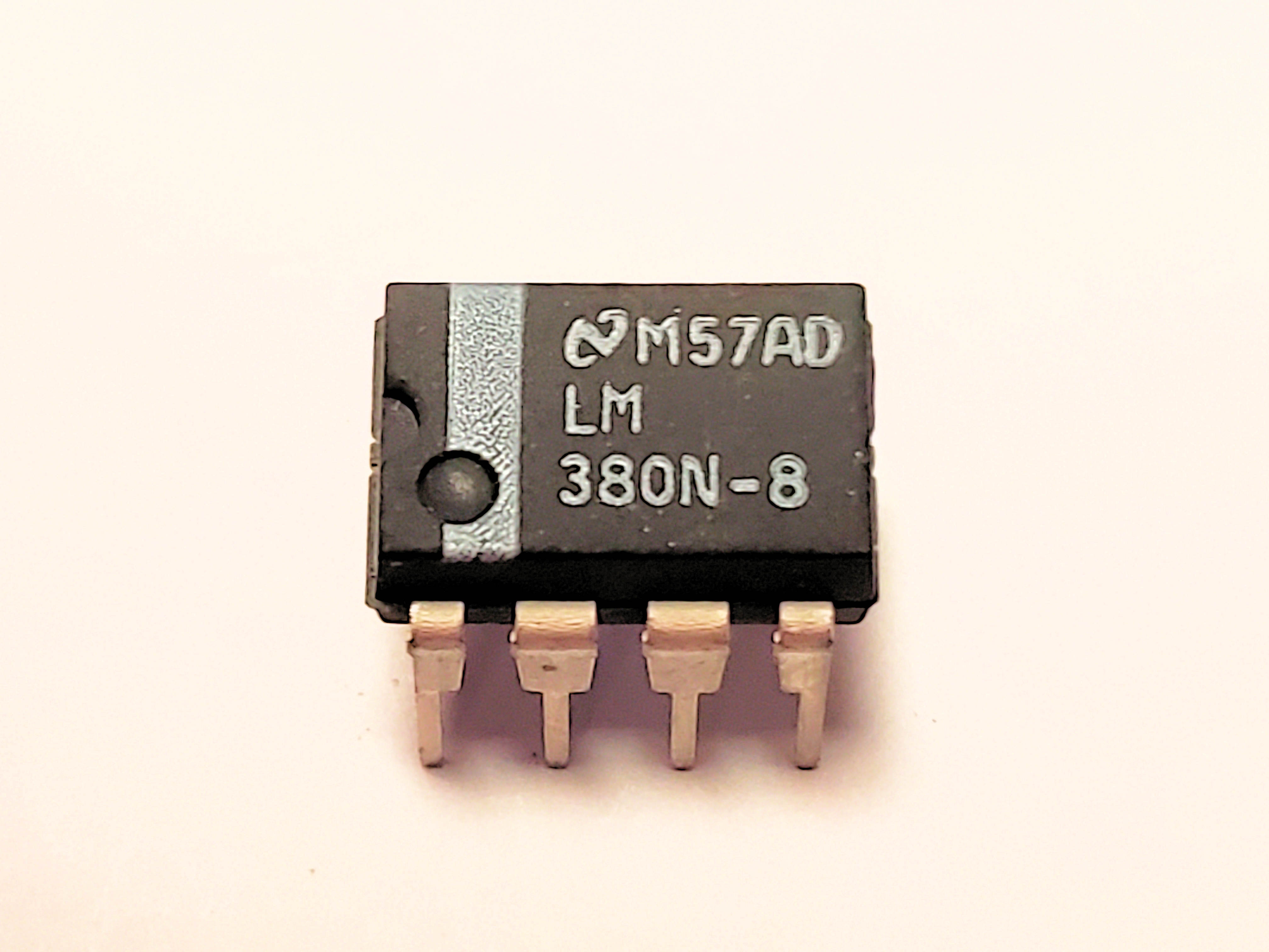 LM380N-8    8P DIP