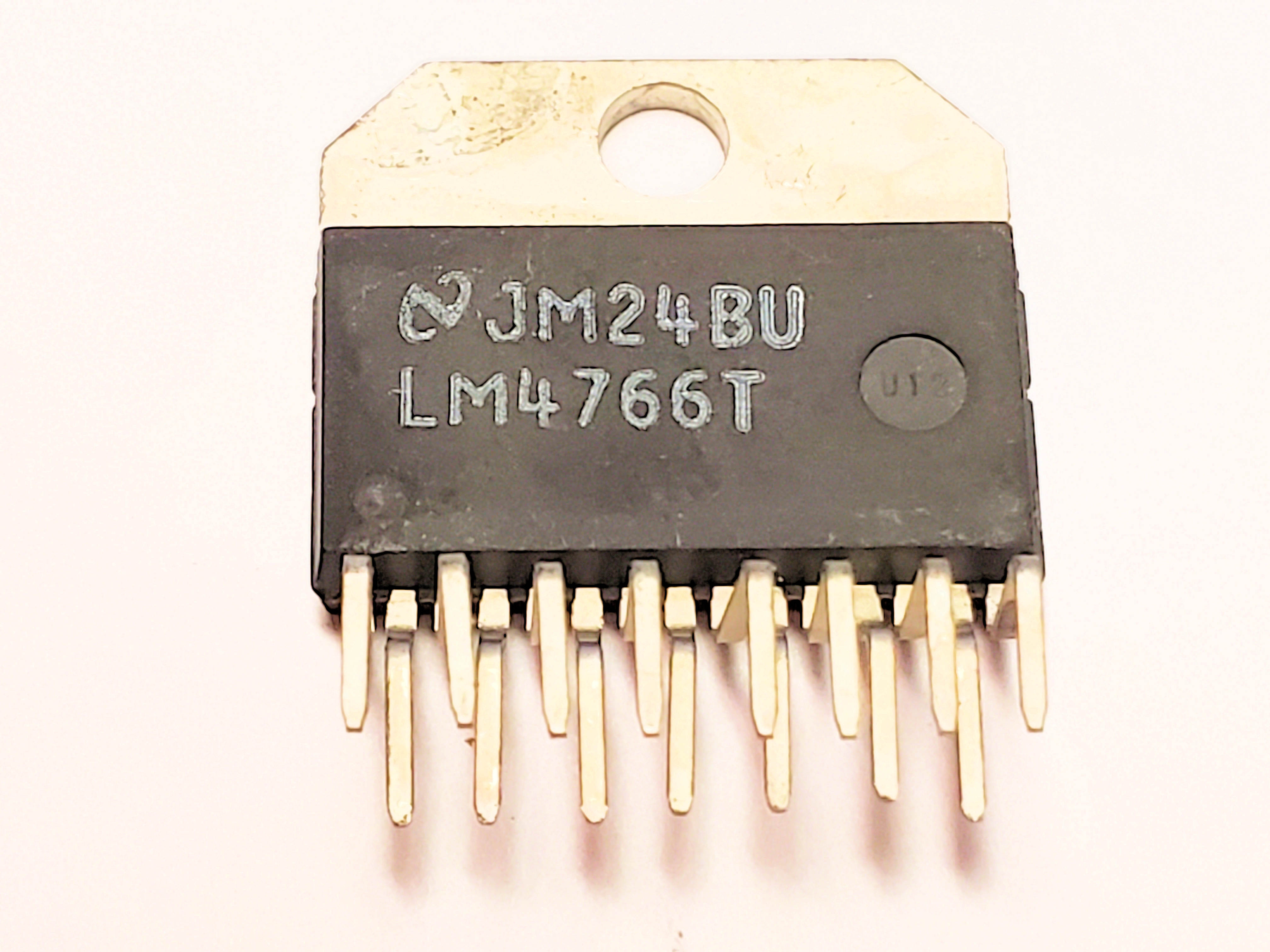 LM4766T   15P ZIP