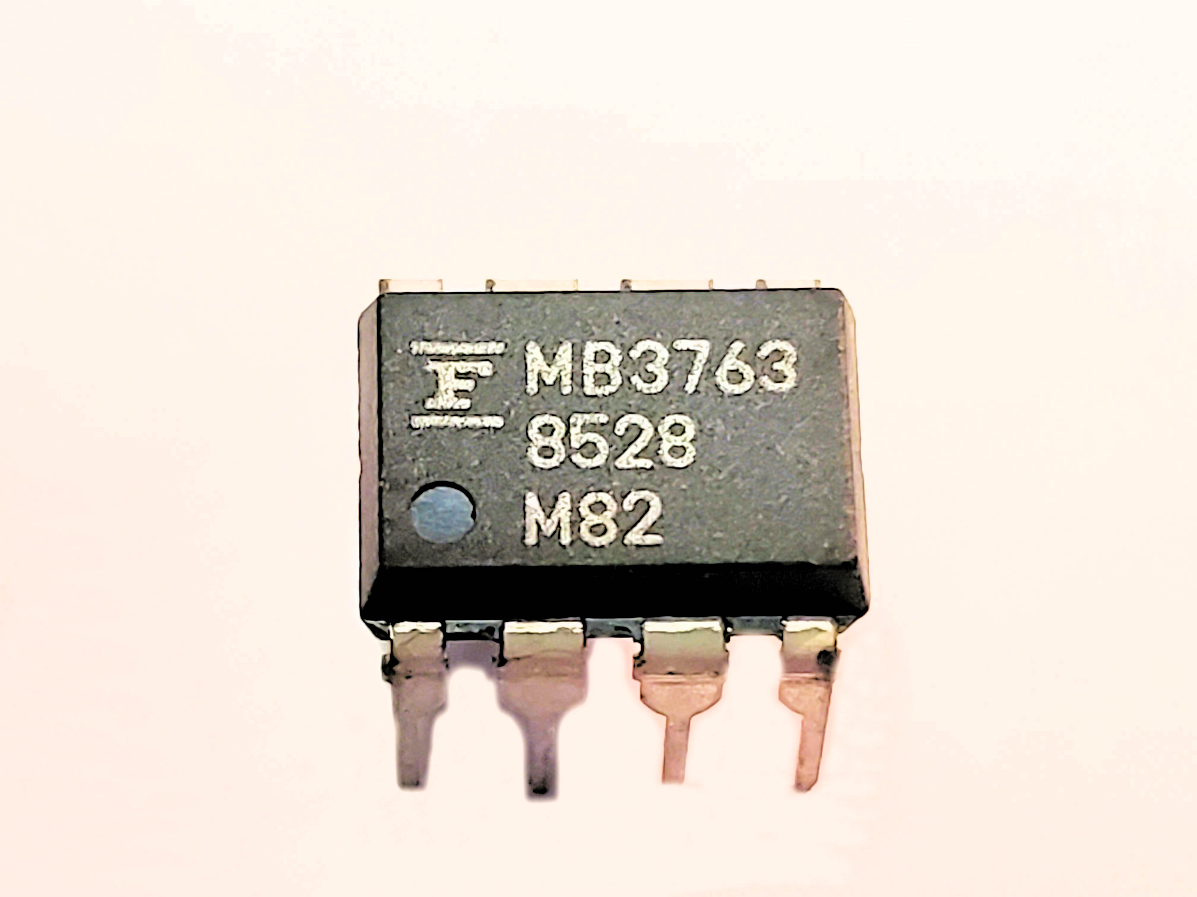 MB3763            8P DIP