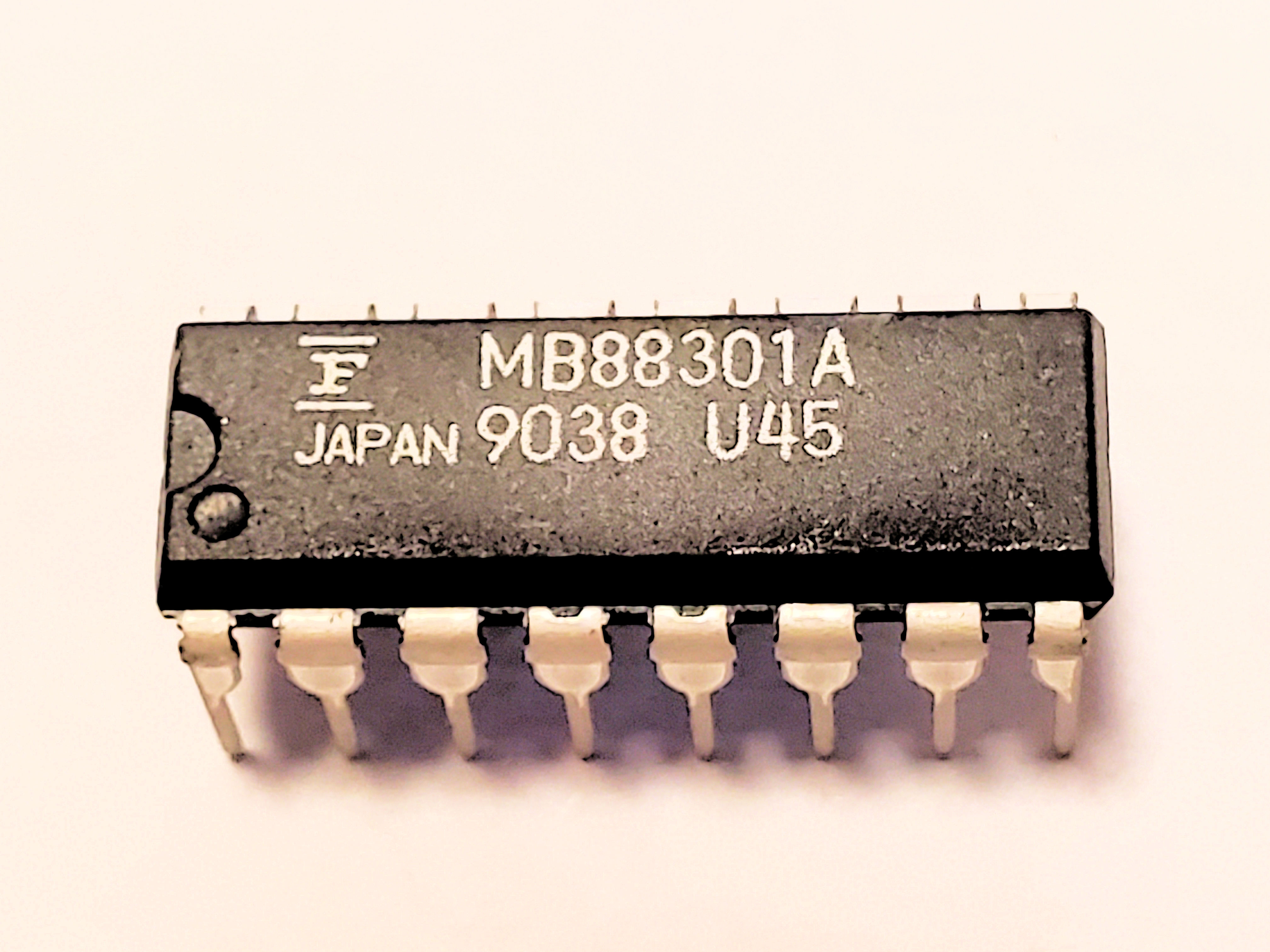 MB88301A          16P DIP