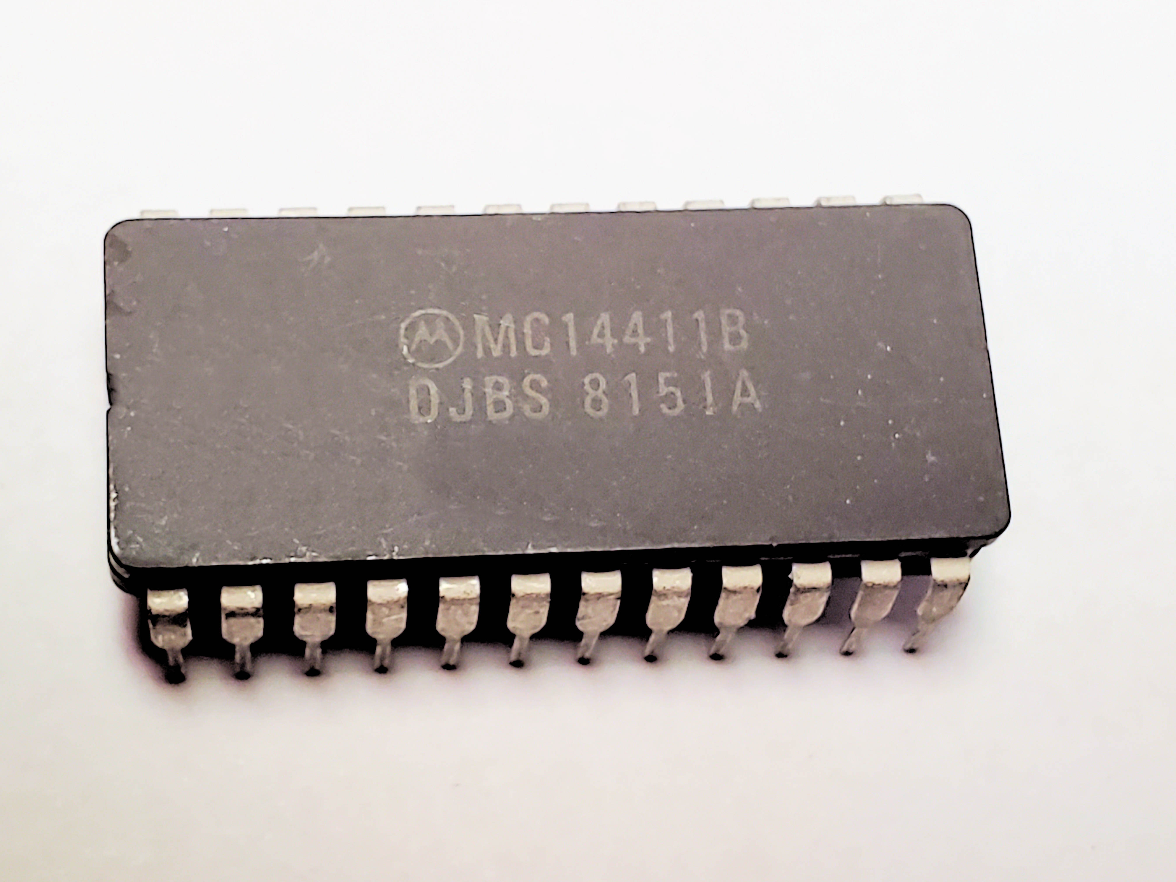 MC14411B  4411   24P DIP