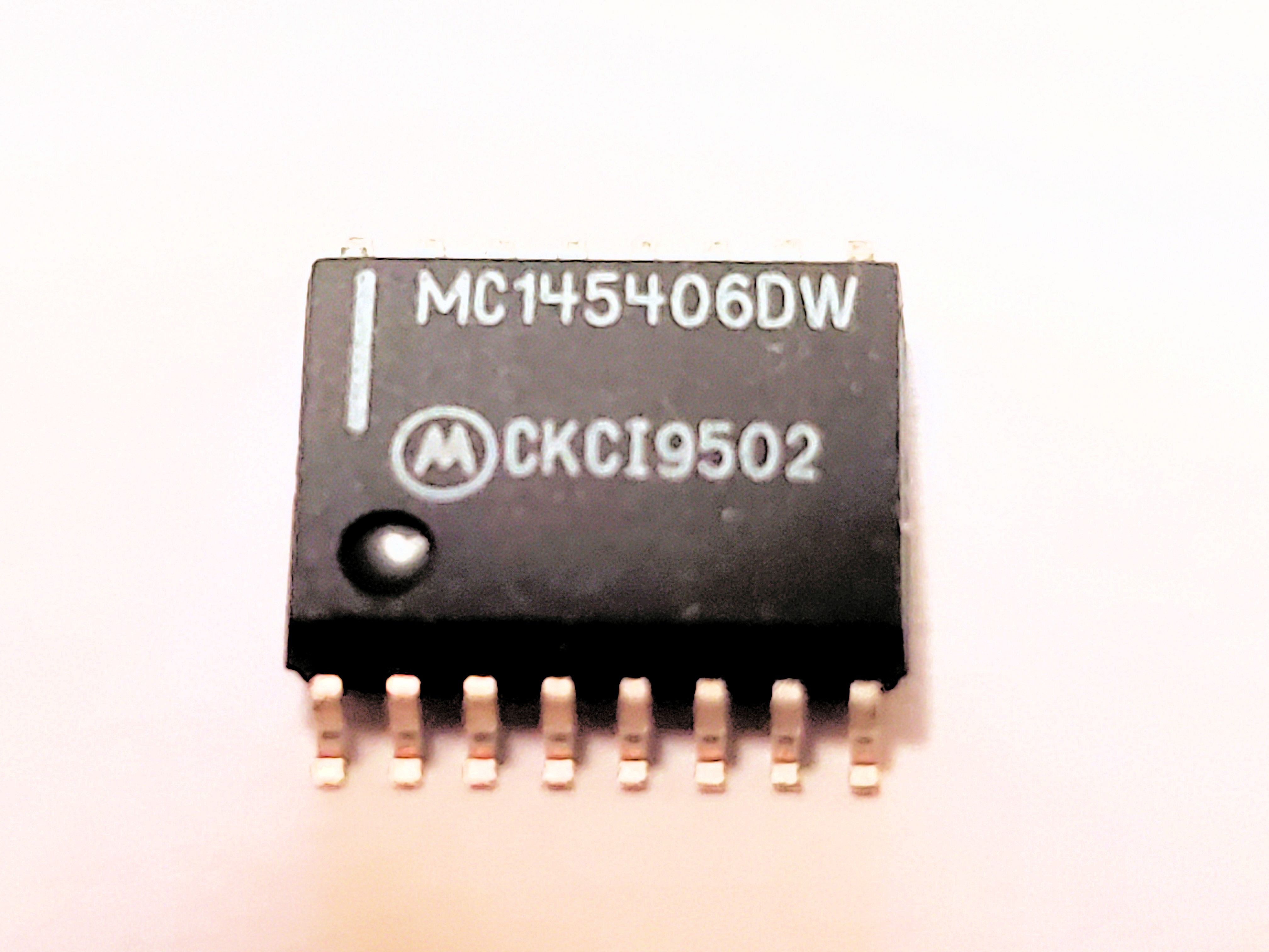 MC145406DW 45406  N/R  16P SMD