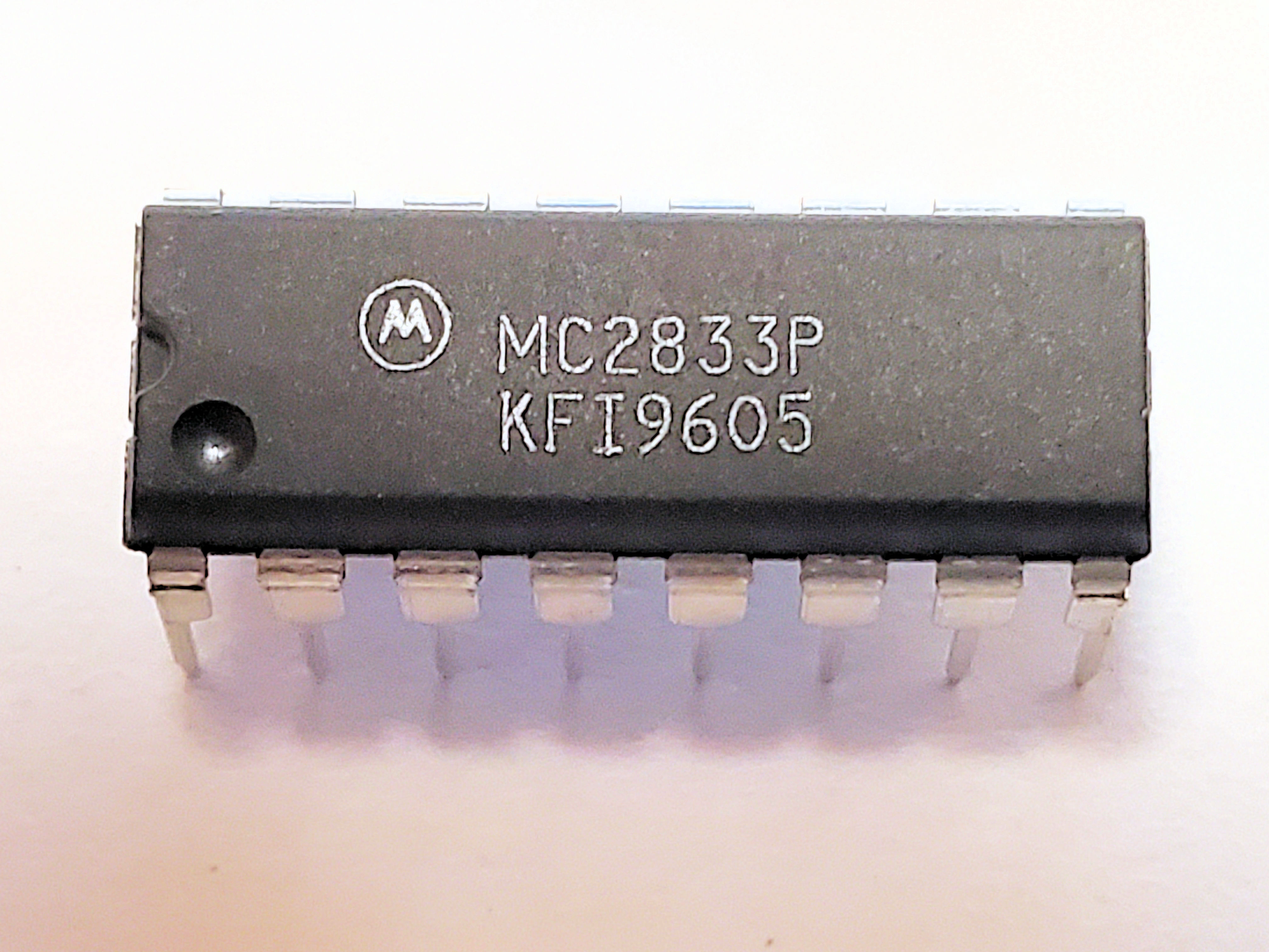 MC2833P    16P DIP