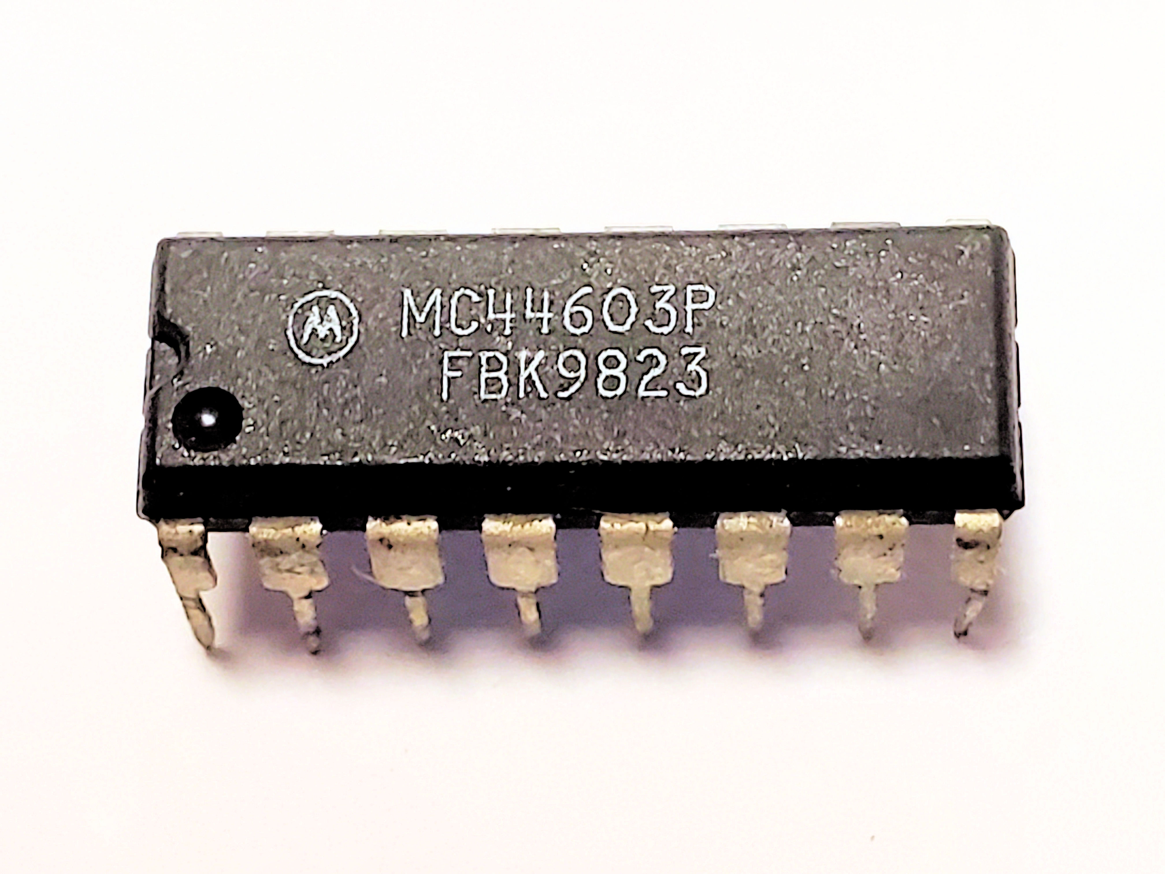 MC44603P   16P DIP