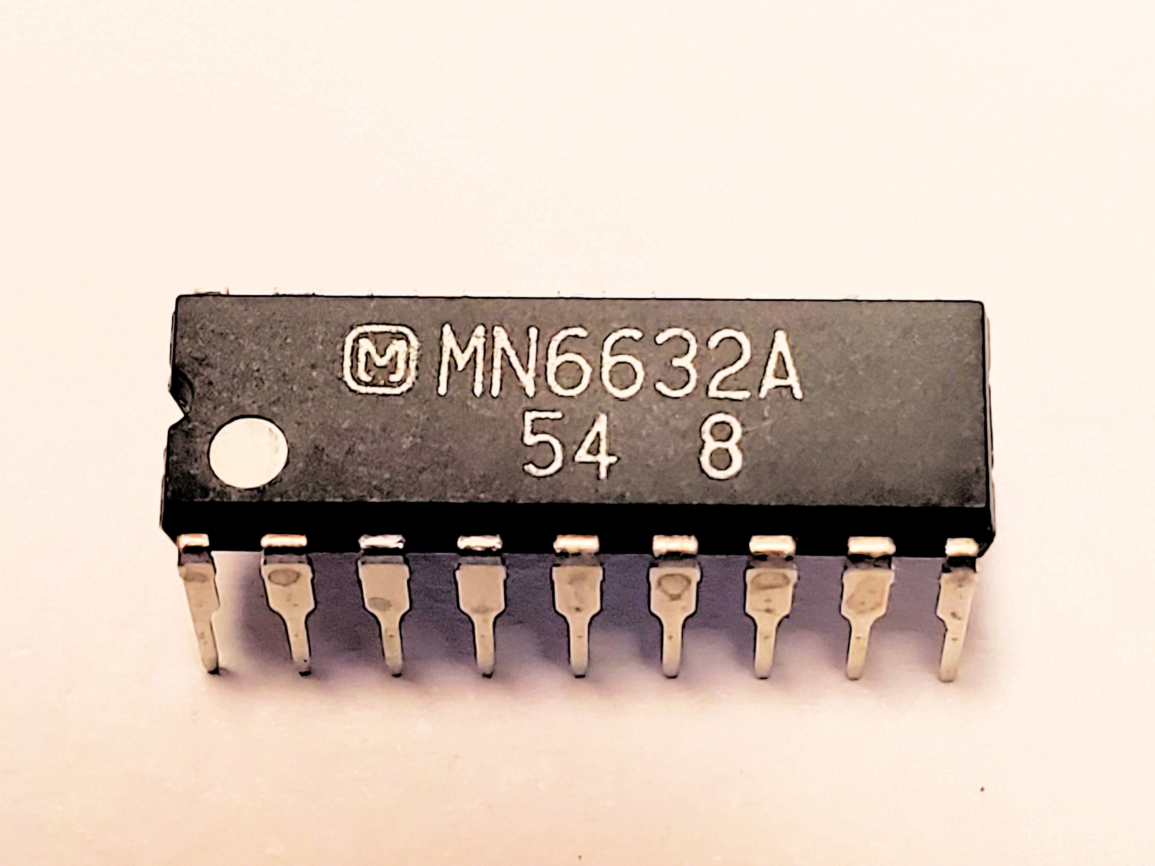 MN6632A          18P DIP