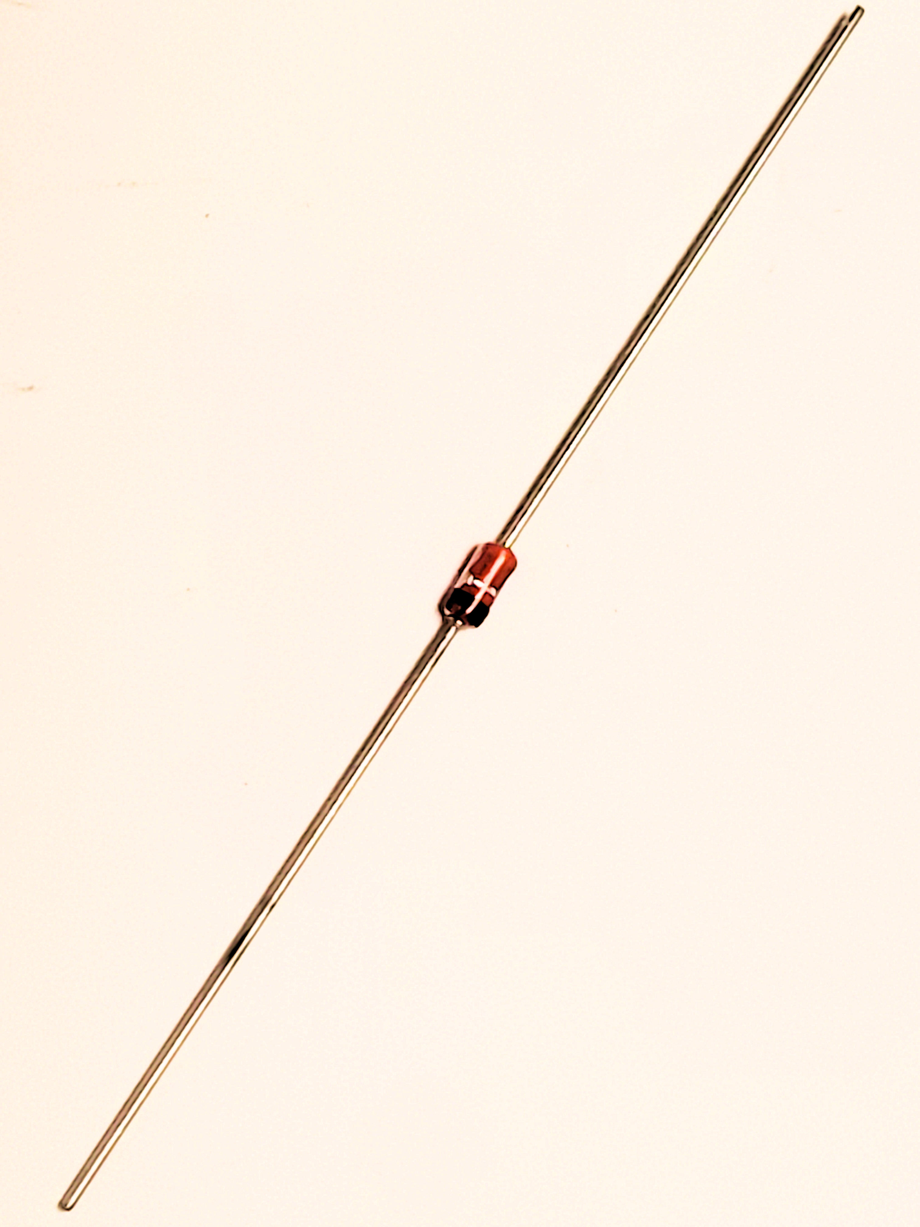 GZA7.5Y  AKA NTE5015A 7.5V 1/2W Zener Diode 1 pc