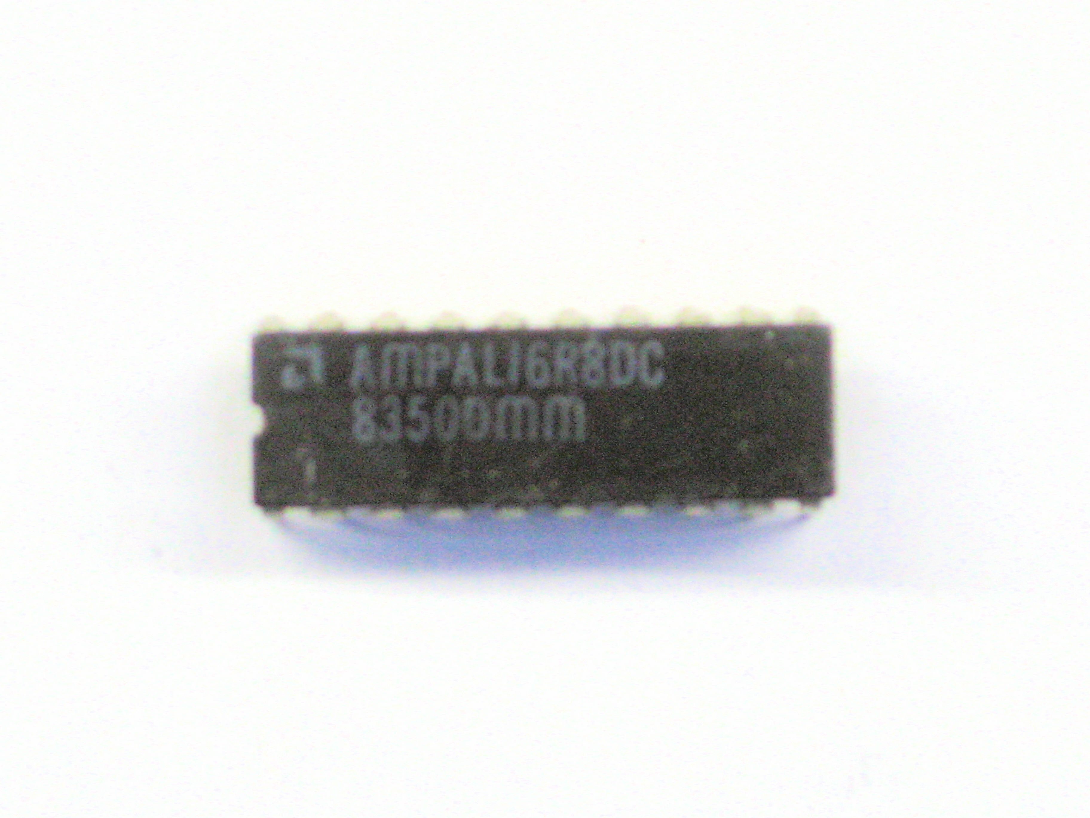 PAL16R8DC              20P DIP