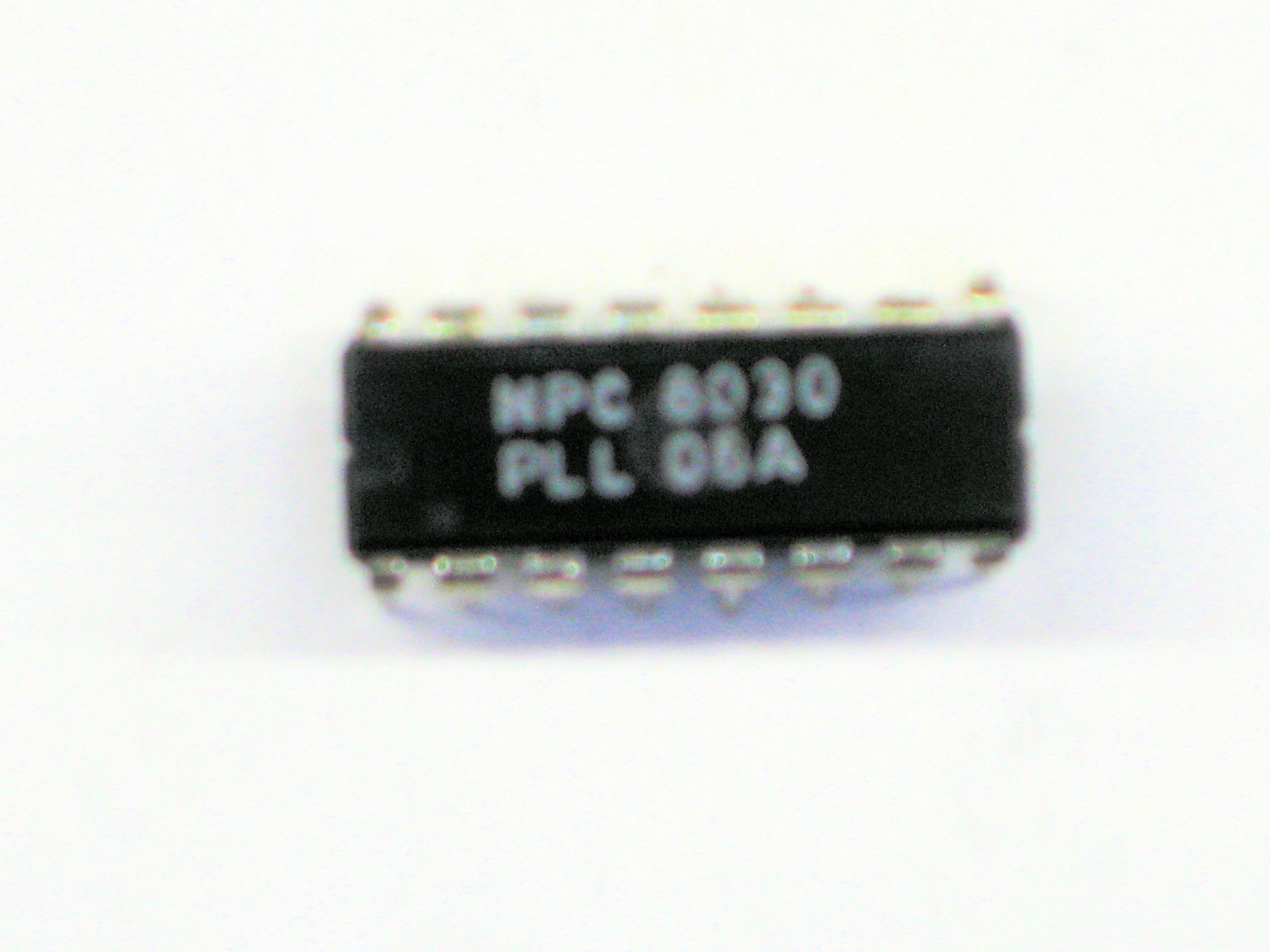 PLL08A            16P DIP