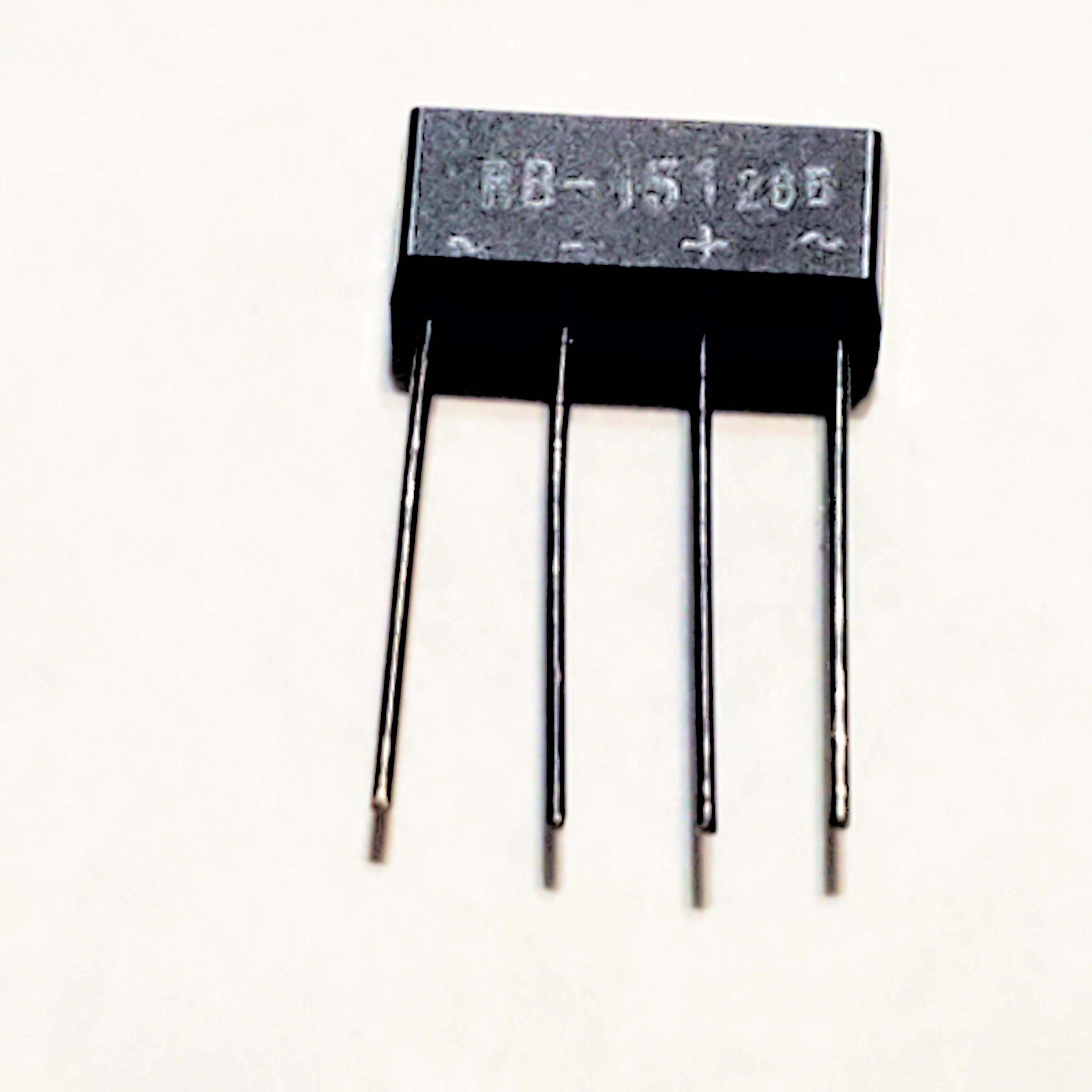 RB151 100V 1.5A BRIDGE  4P SIP