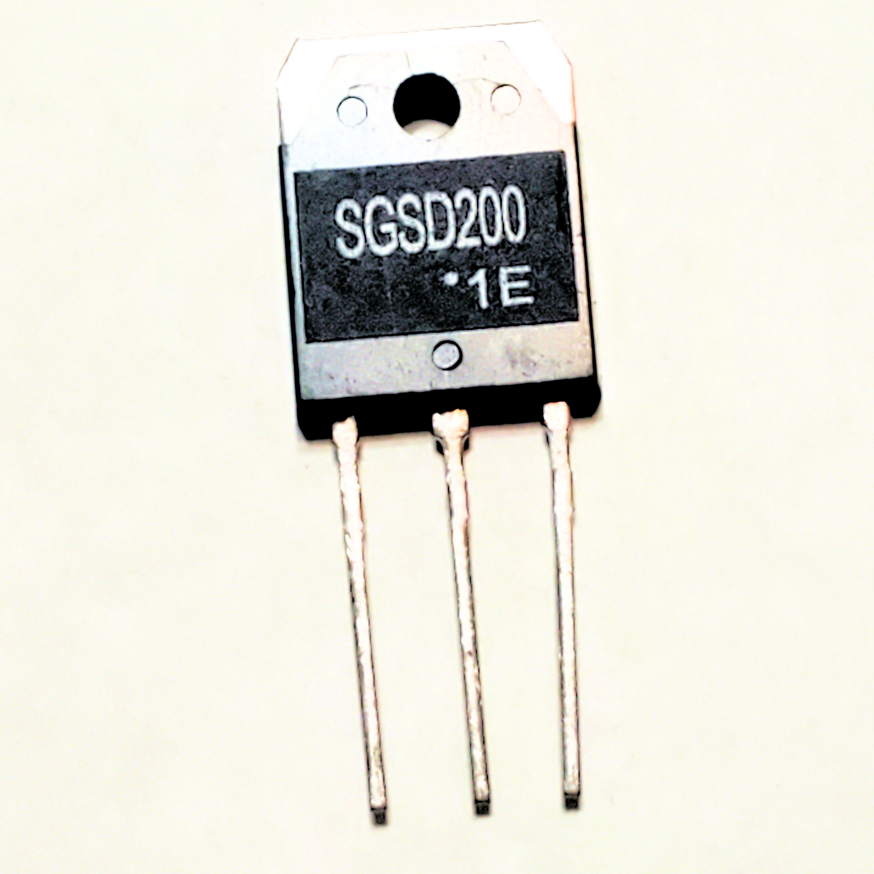 SGSD200      TO-3P